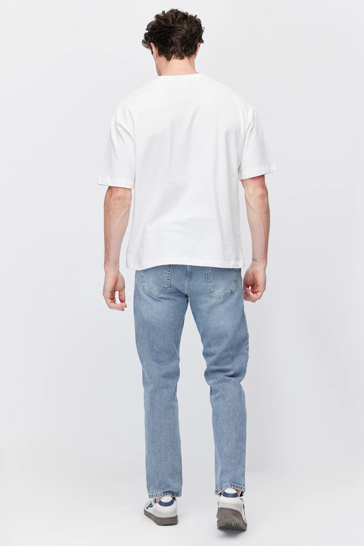 Men's Straight Cut Jeans