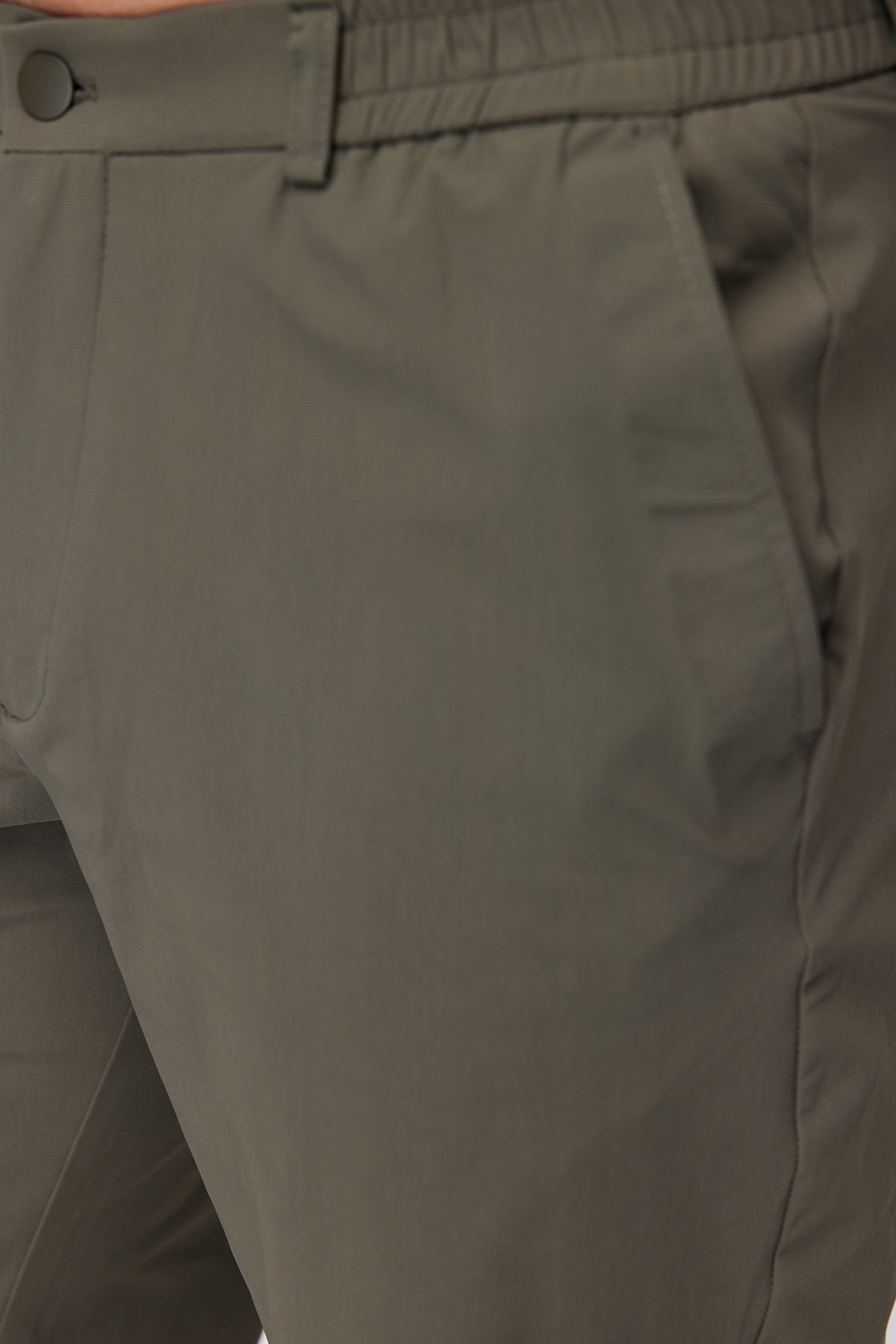 Men's Elastic Waist Jogger Shorts