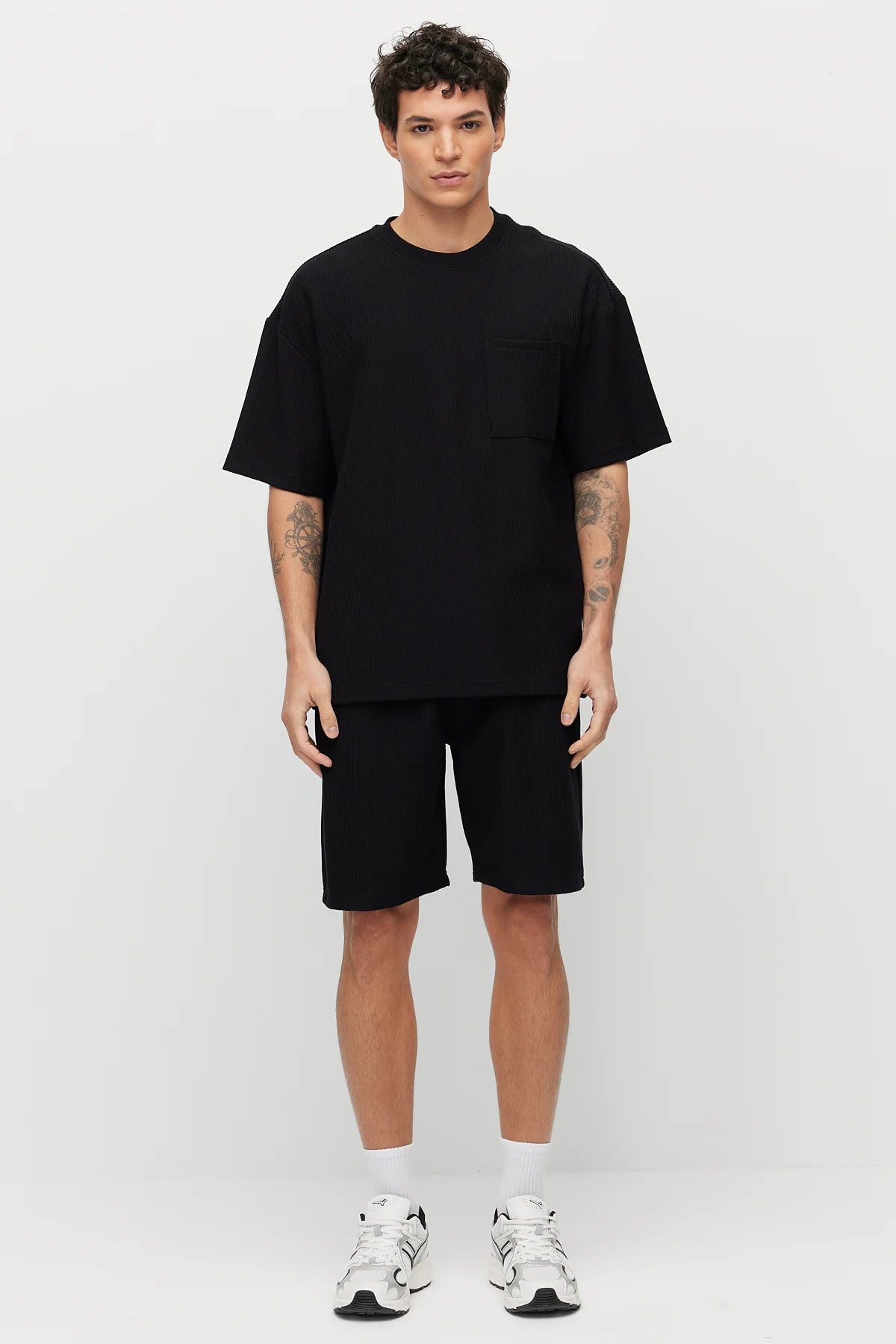 Men's Textured Shorts with Pocket Detail and Drawstring Waist