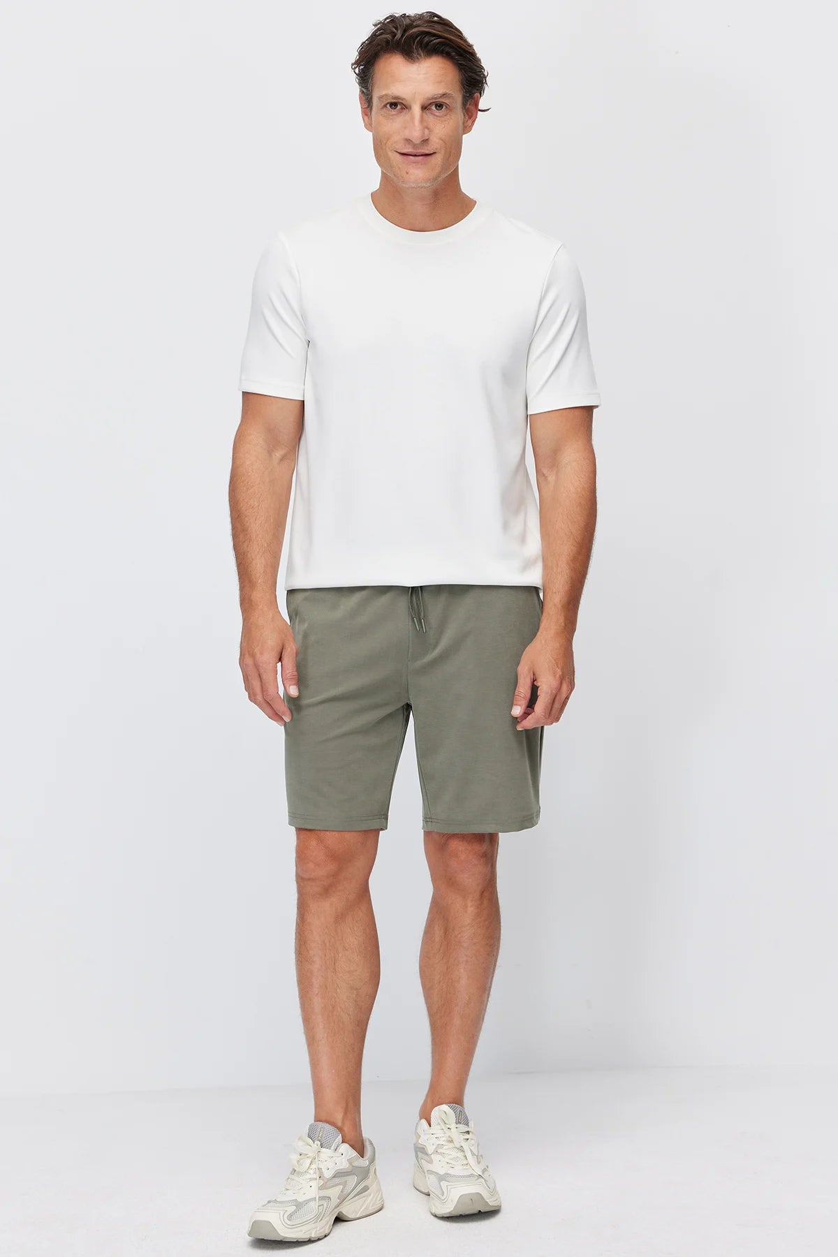 Men's Shorts with Elastic Waistband and Tie
