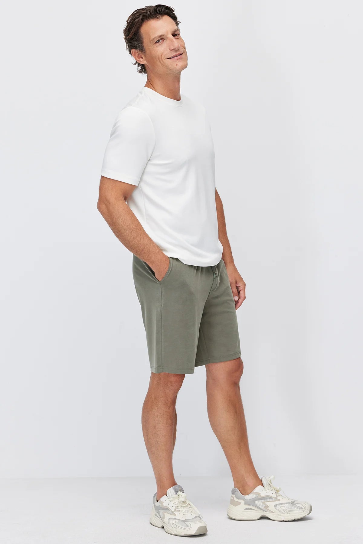 Men's Shorts with Elastic Waistband and Tie