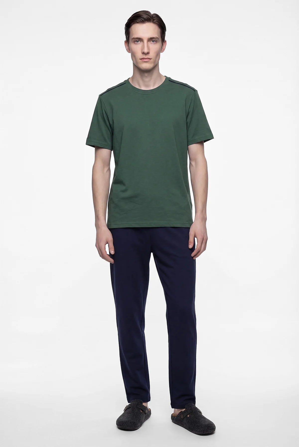 Mans' Short-Sleeved Patterned Pajama Set