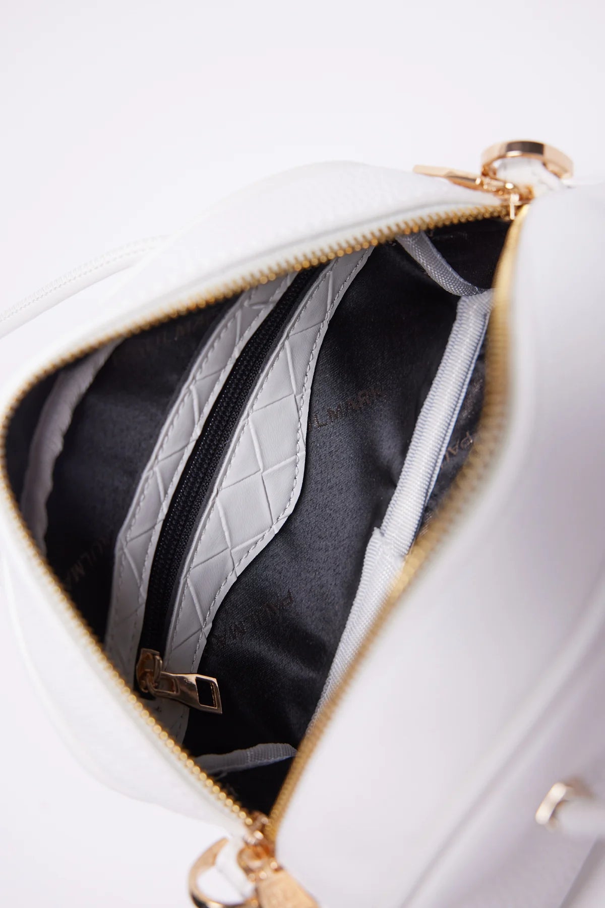 Women's Oval Hand and Shoulder Bag