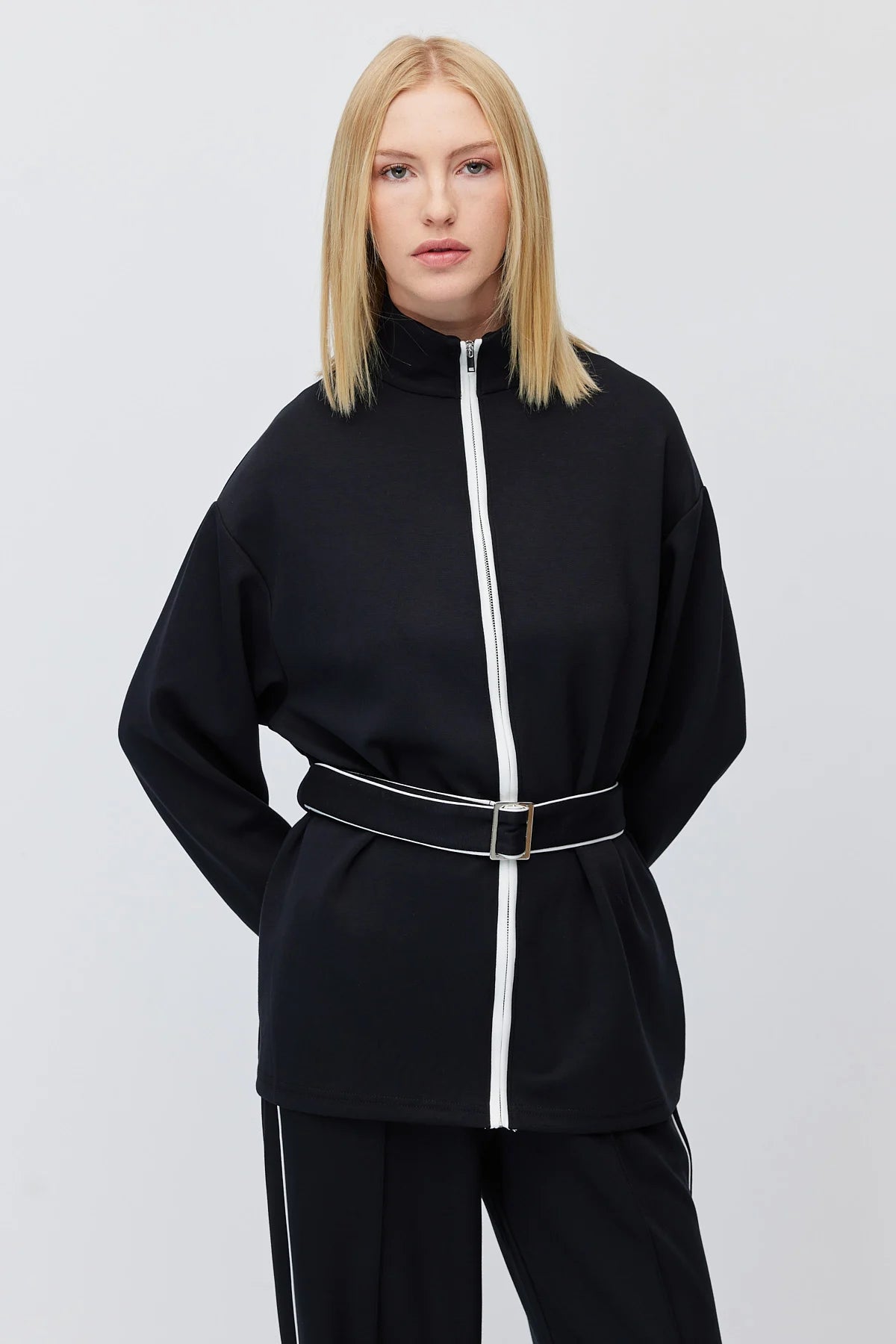 Kadın Beli Kemerli Dik Yaka Sweatshirt