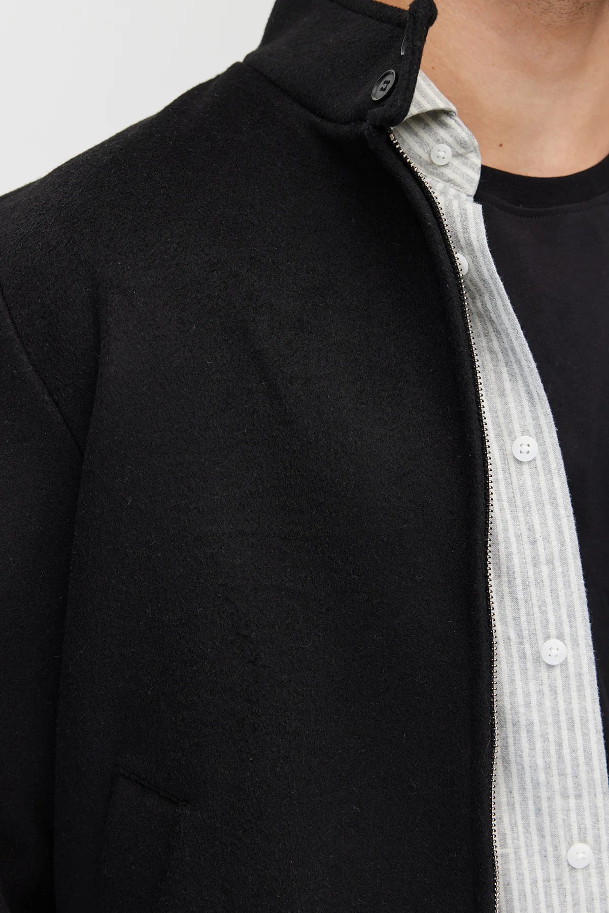 Men's High Collar Zippered Lined Mont