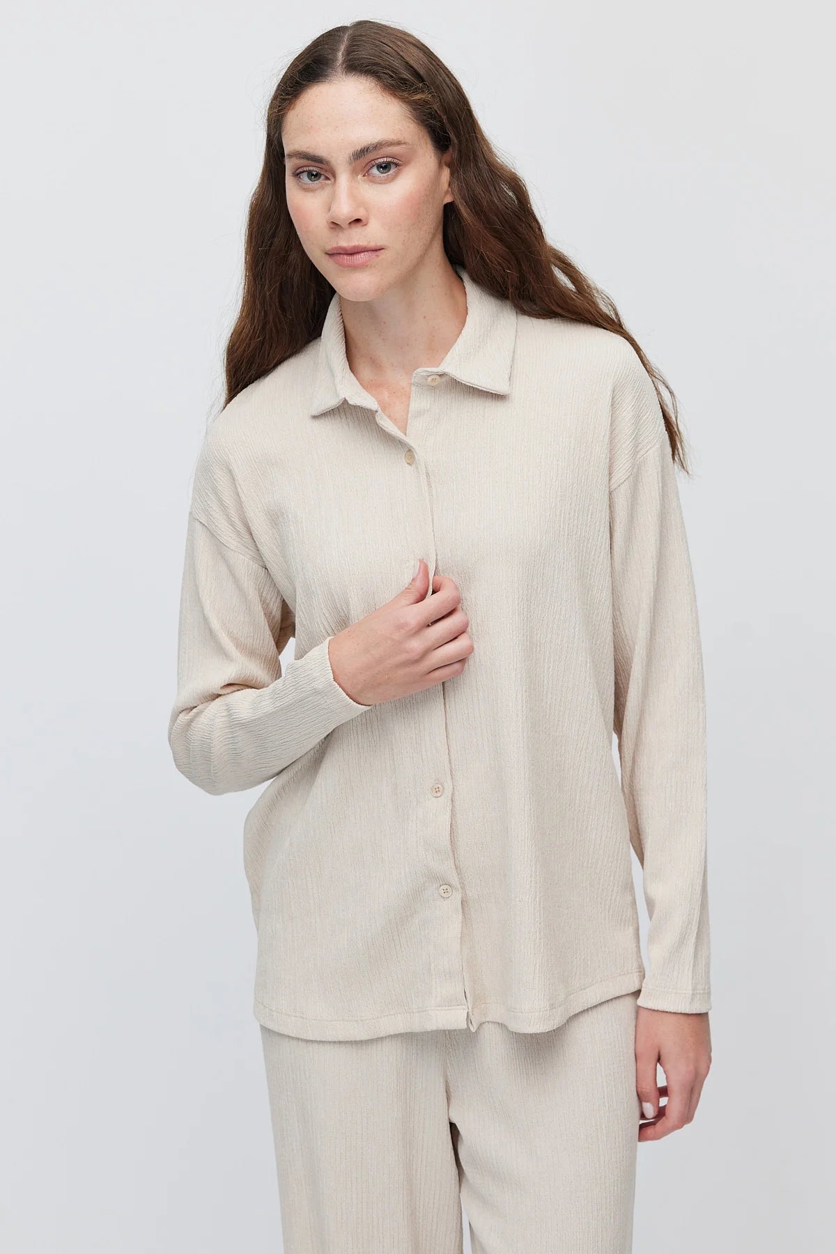 Women's drop-shoulder long-sleeve shirt