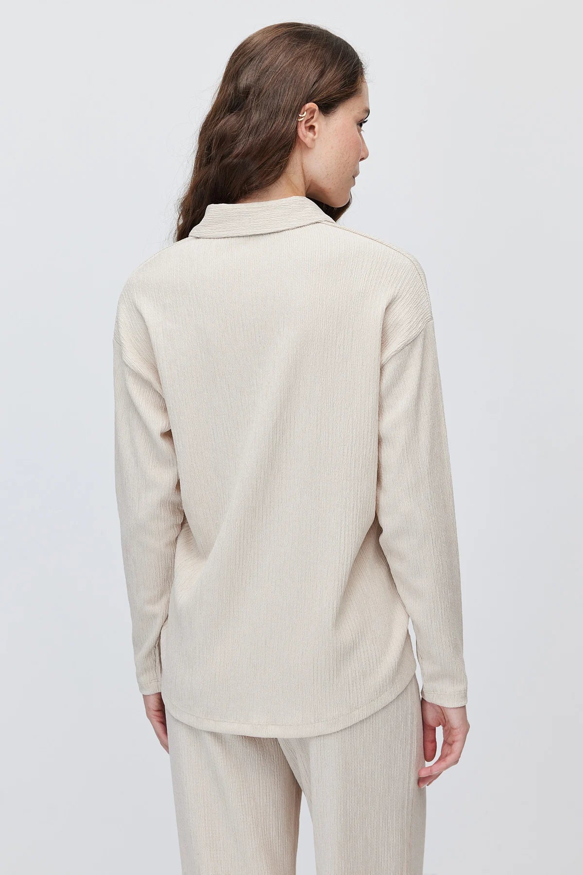 Women's drop-shoulder long-sleeve shirt
