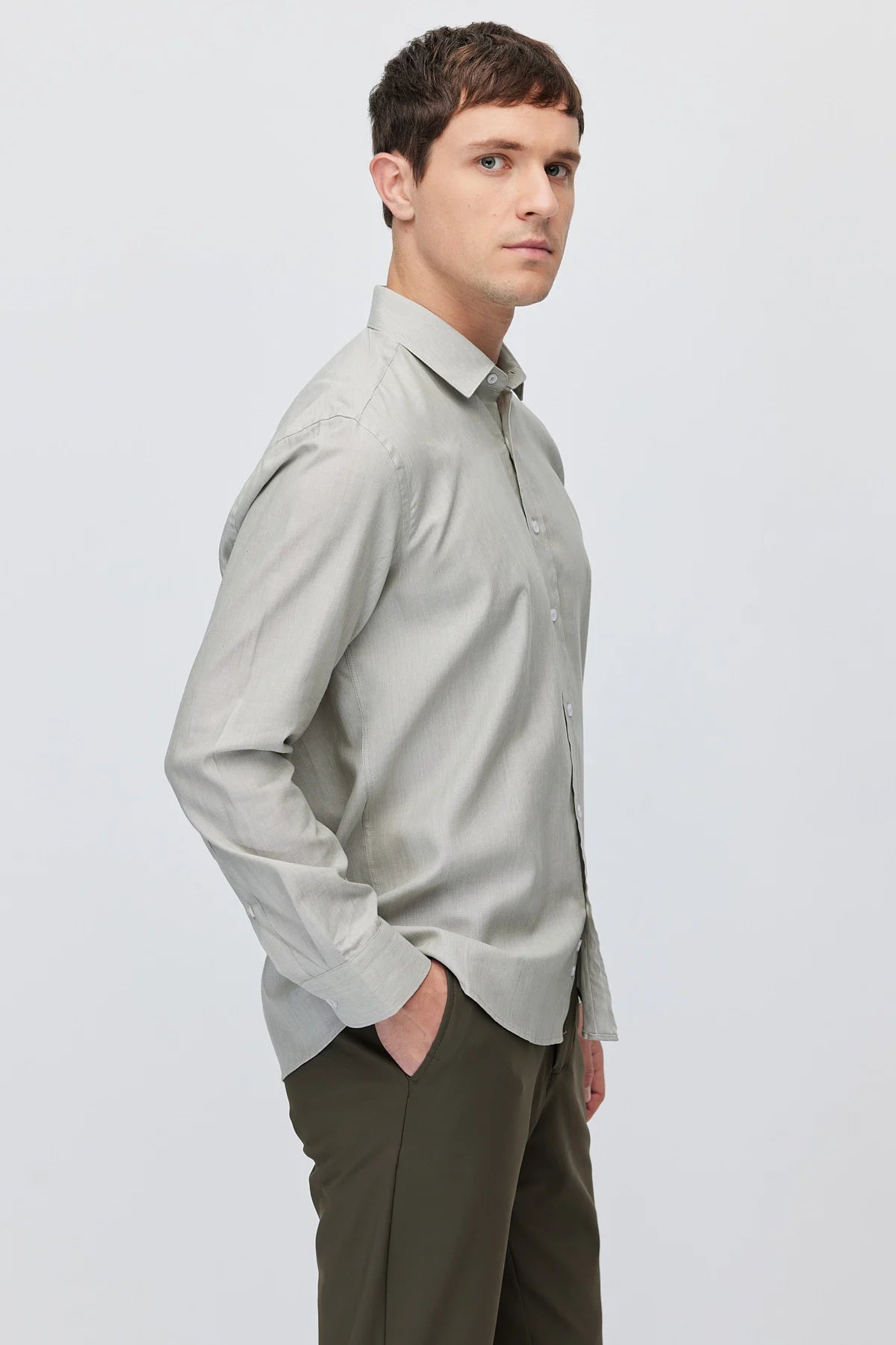Men's Solid Color Regular Fit Long-Sleeve Shirt