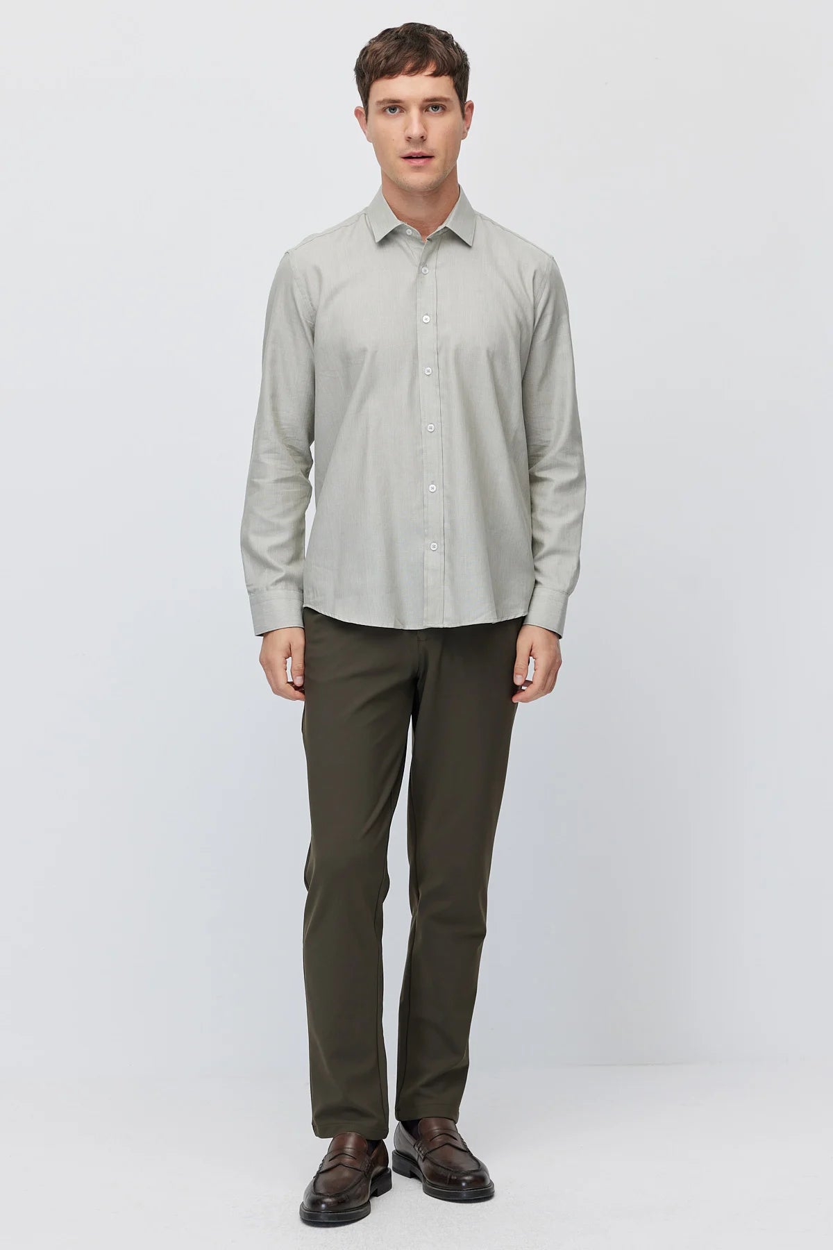 Men's Solid Color Regular Fit Long-Sleeve Shirt