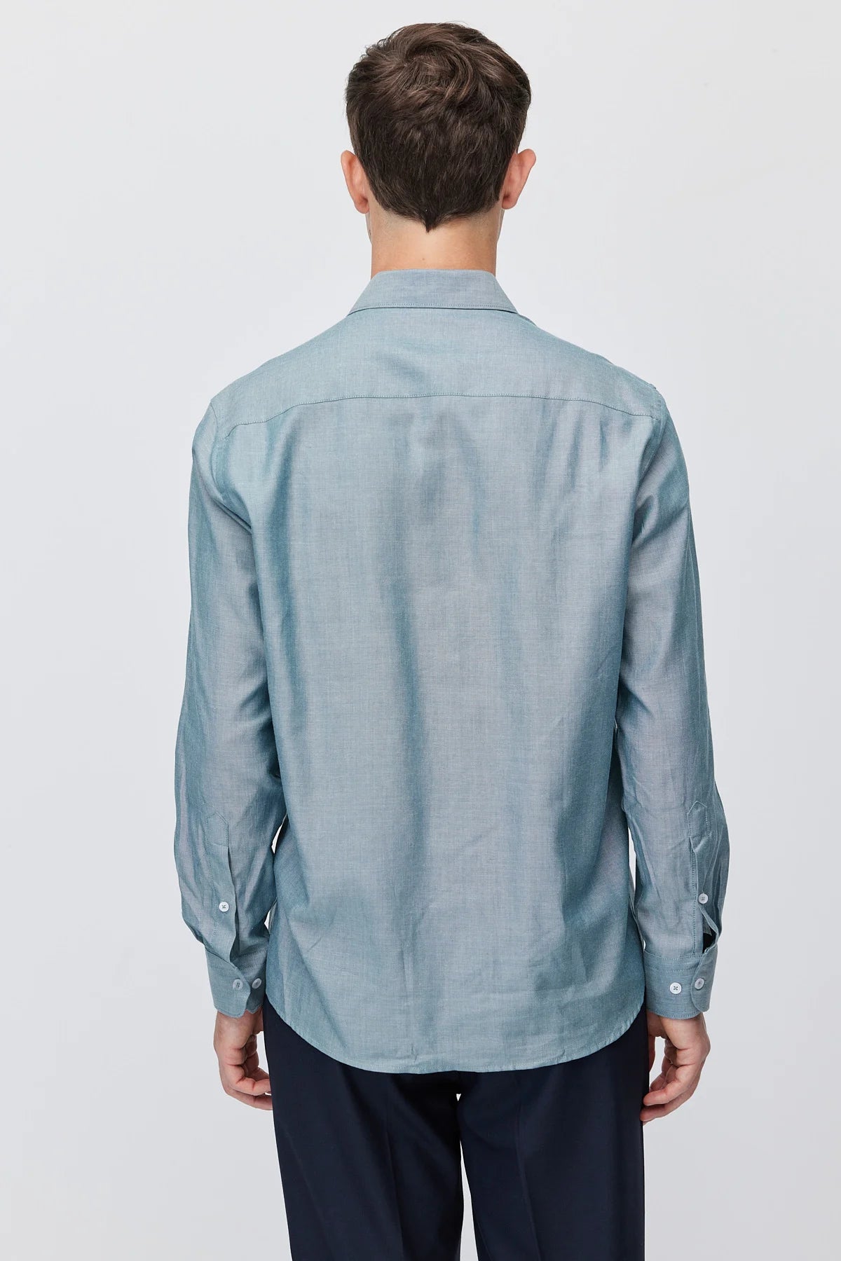 Men's Solid Color Regular Fit Long-Sleeve Shirt