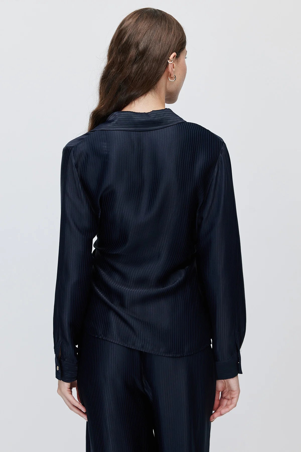 Women's V-Neck shirt with Metal Buckle