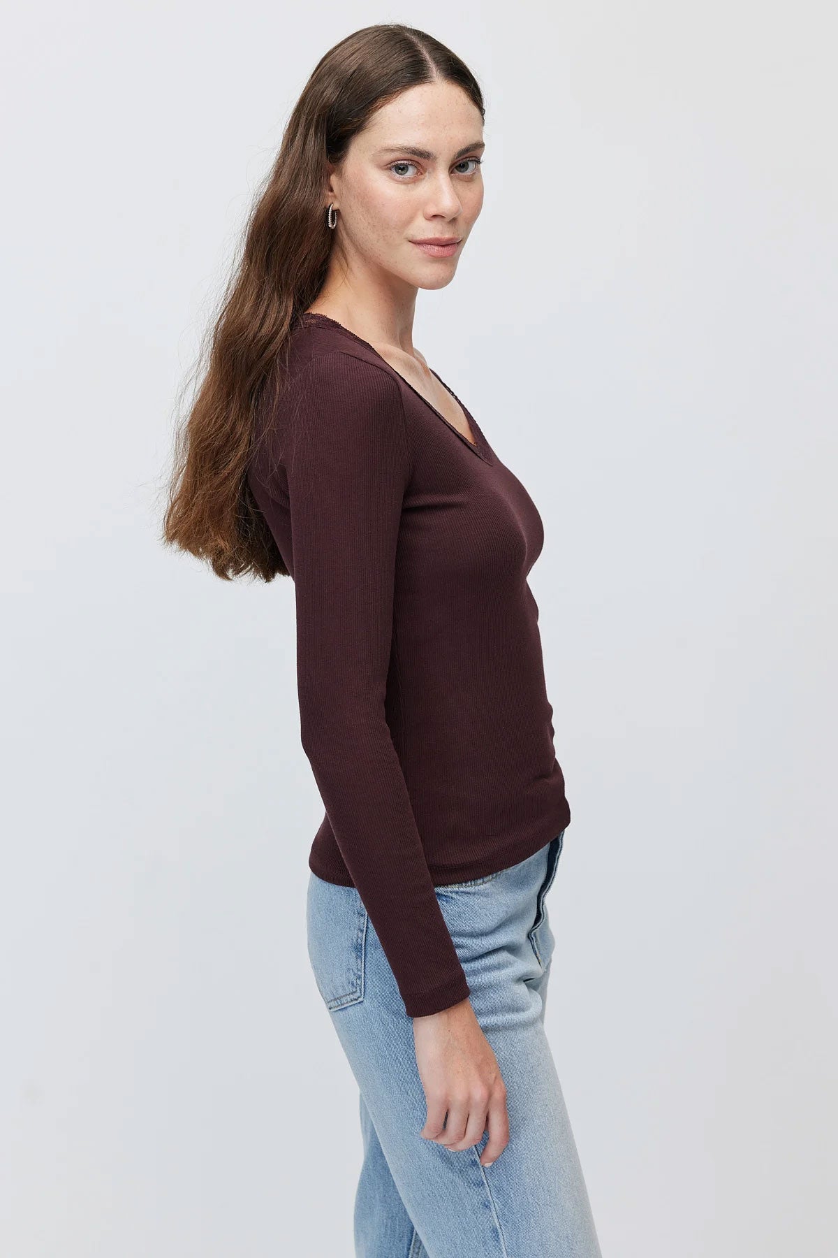 women's ribbed long-sleeve V-neck blouse with lace details