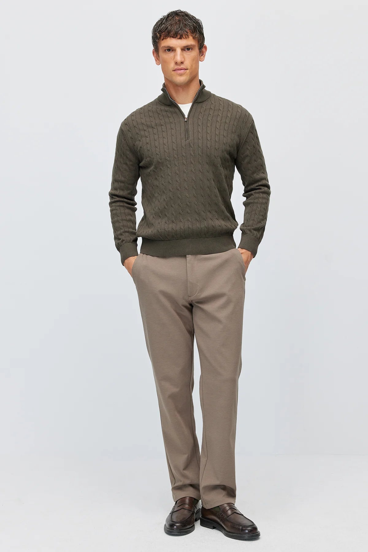 Men's Regular Straight Leg Trousers