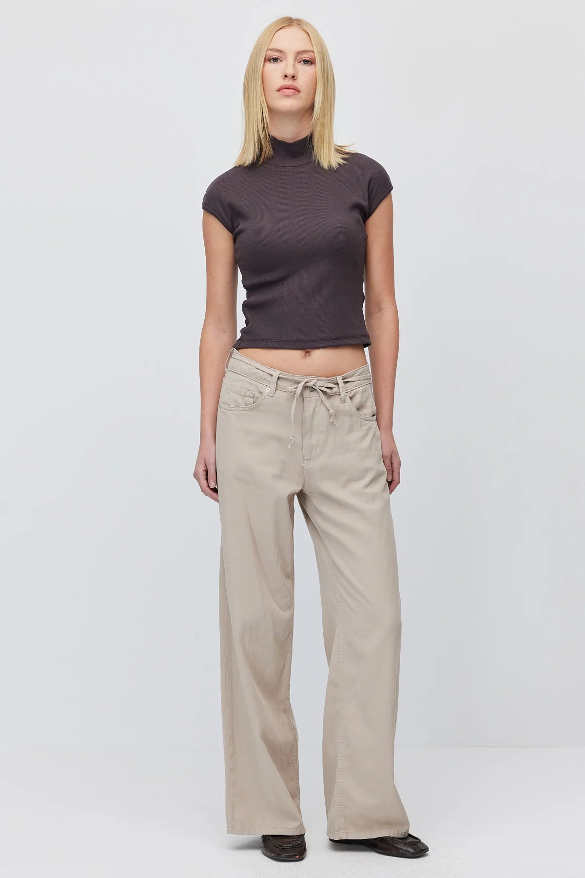 Women's Belted Denim Jeans