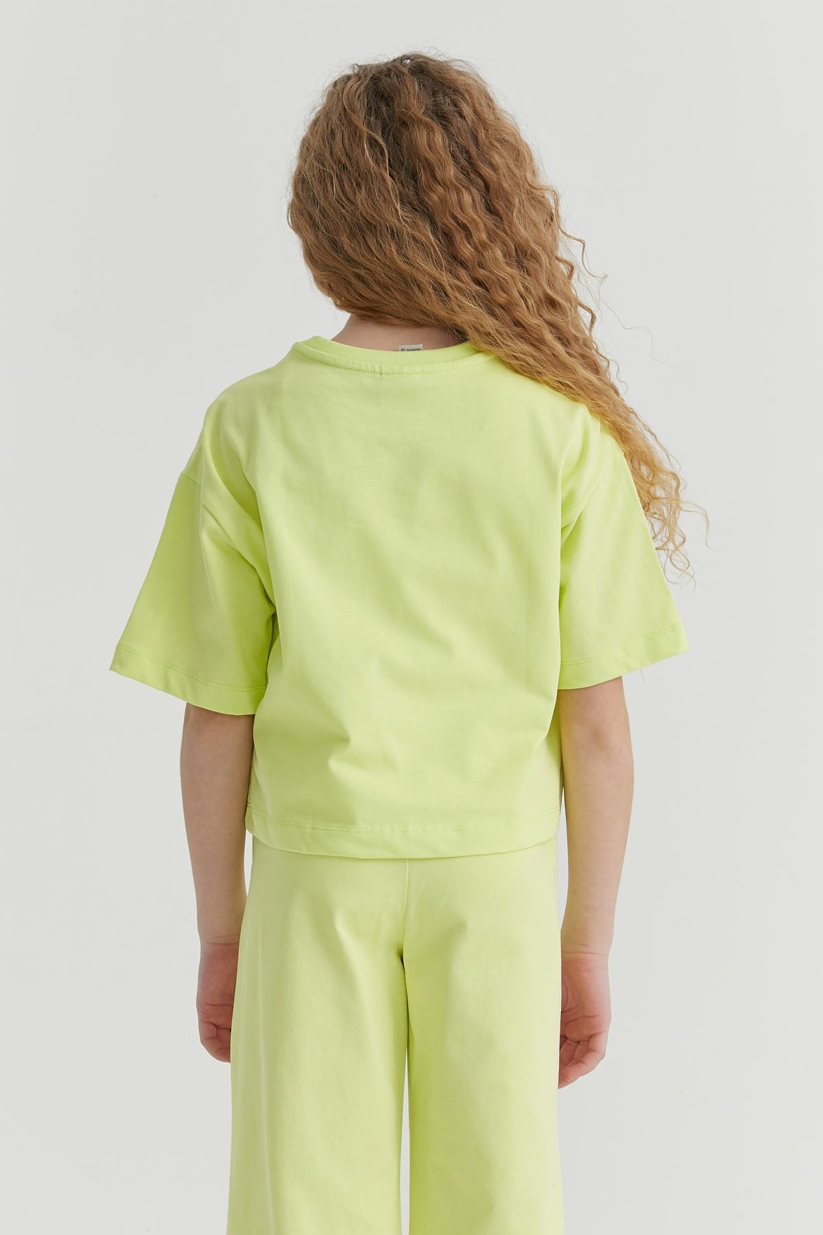 Girl's Basic T-shirt