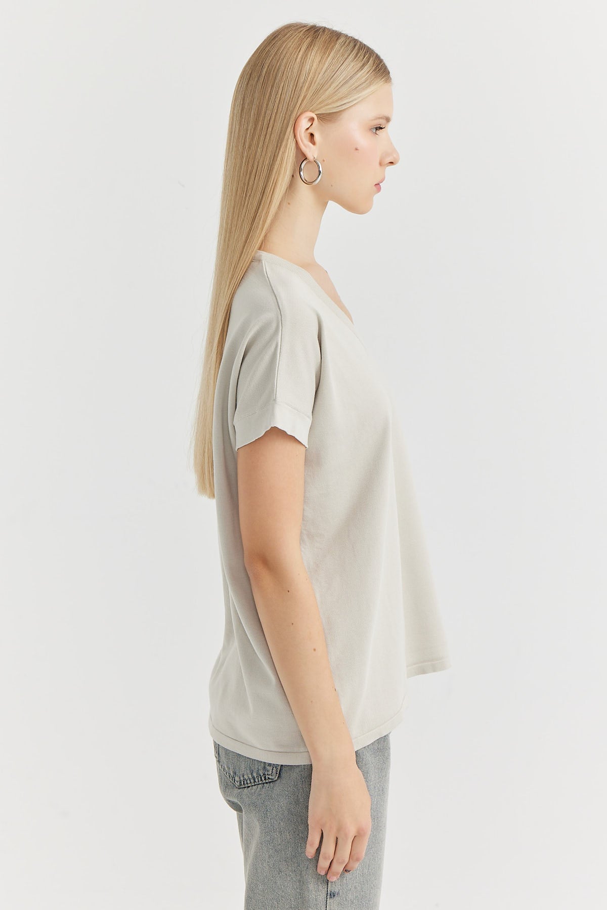 Women's V-Neck Knit Blouse