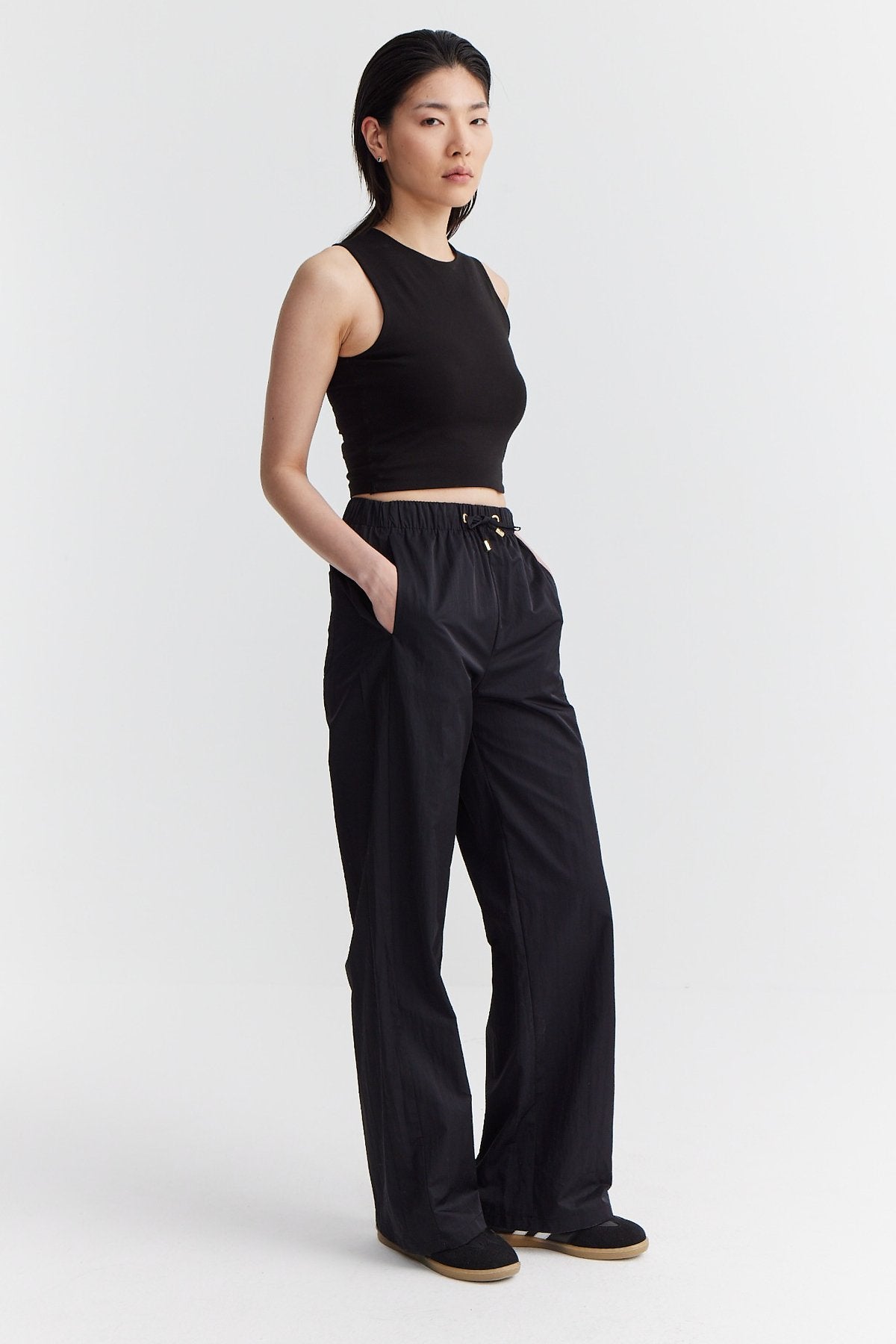 Women's Wide Leg Trousers with Pockets