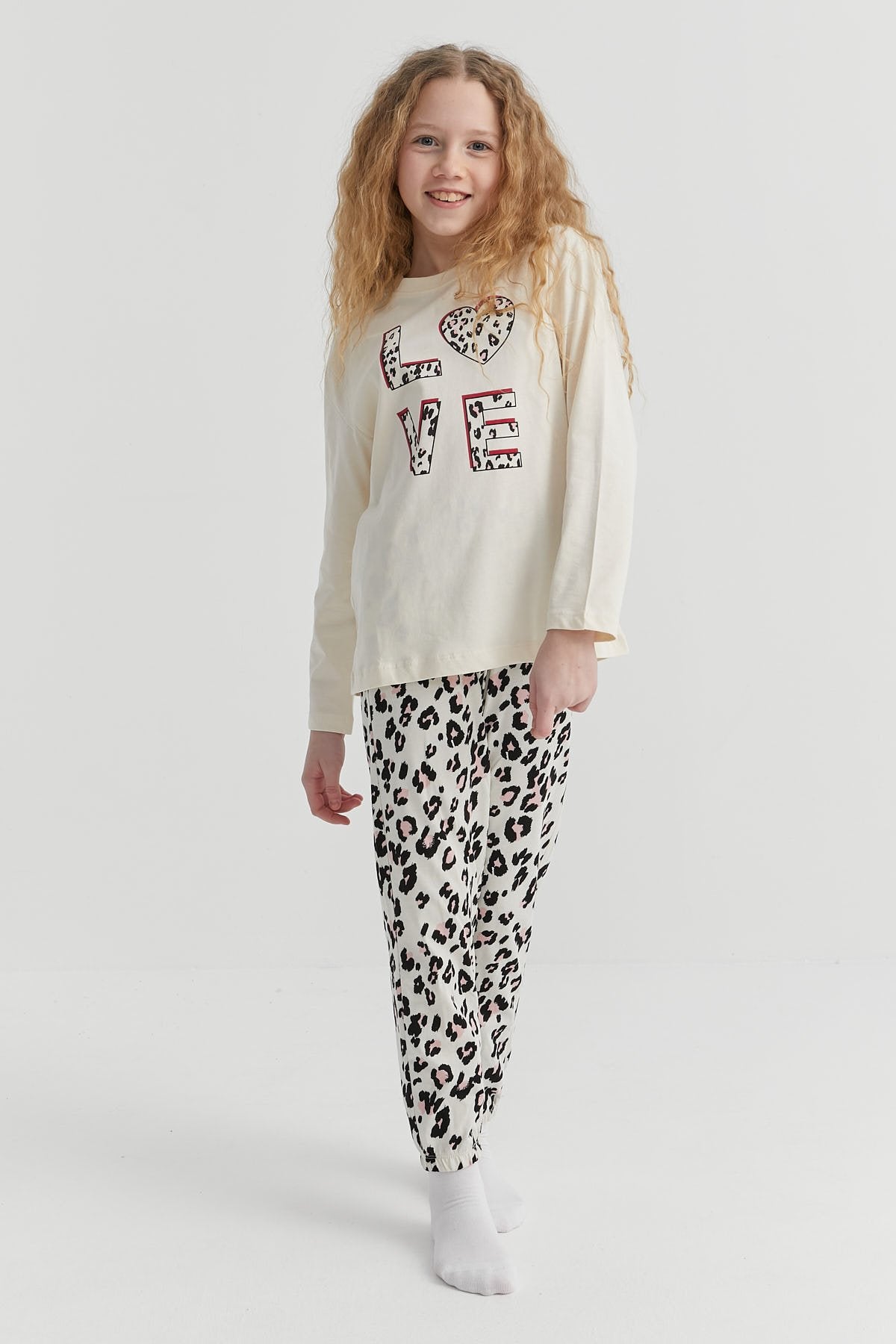 Girls Leopard Patterned Pajama Set