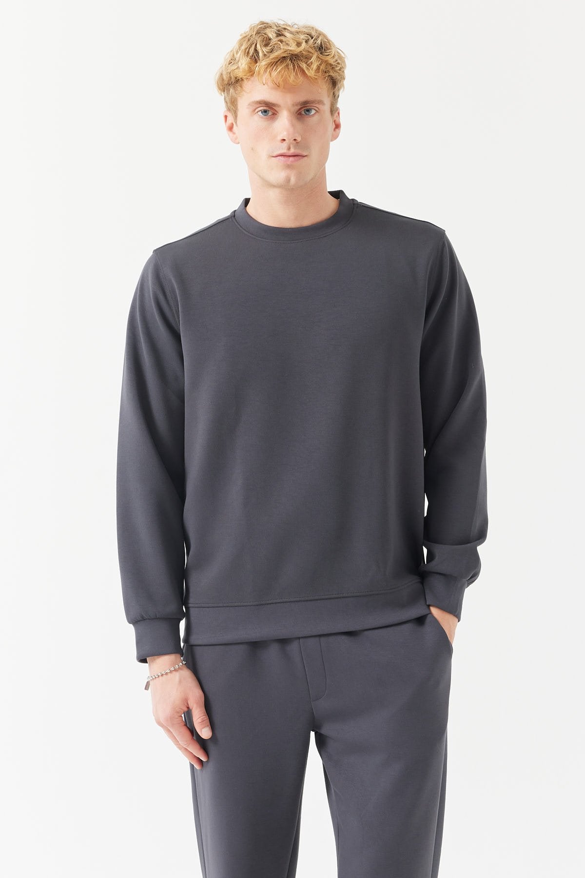 Men's Crew Neck Basic Sweat Top