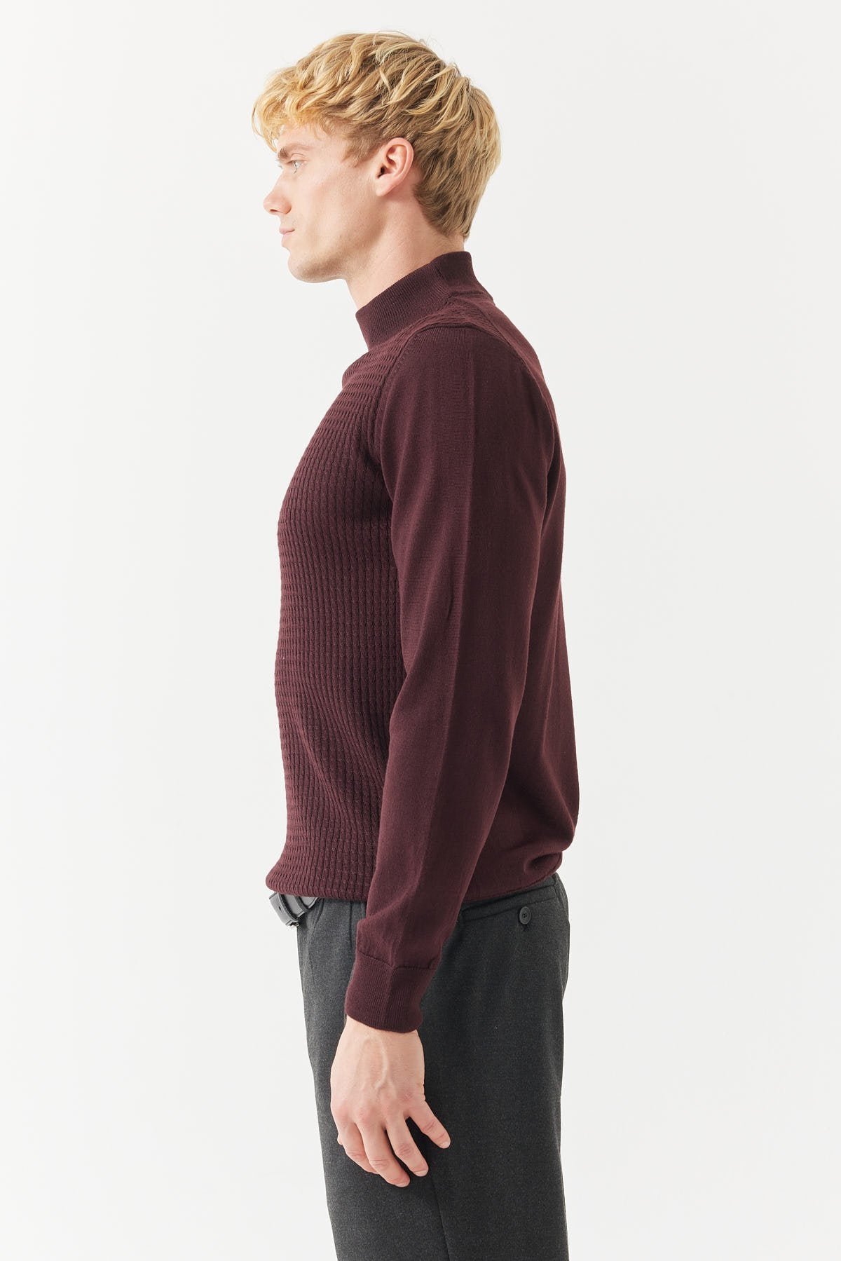 Men's Half Turtleneck Knit Sweater