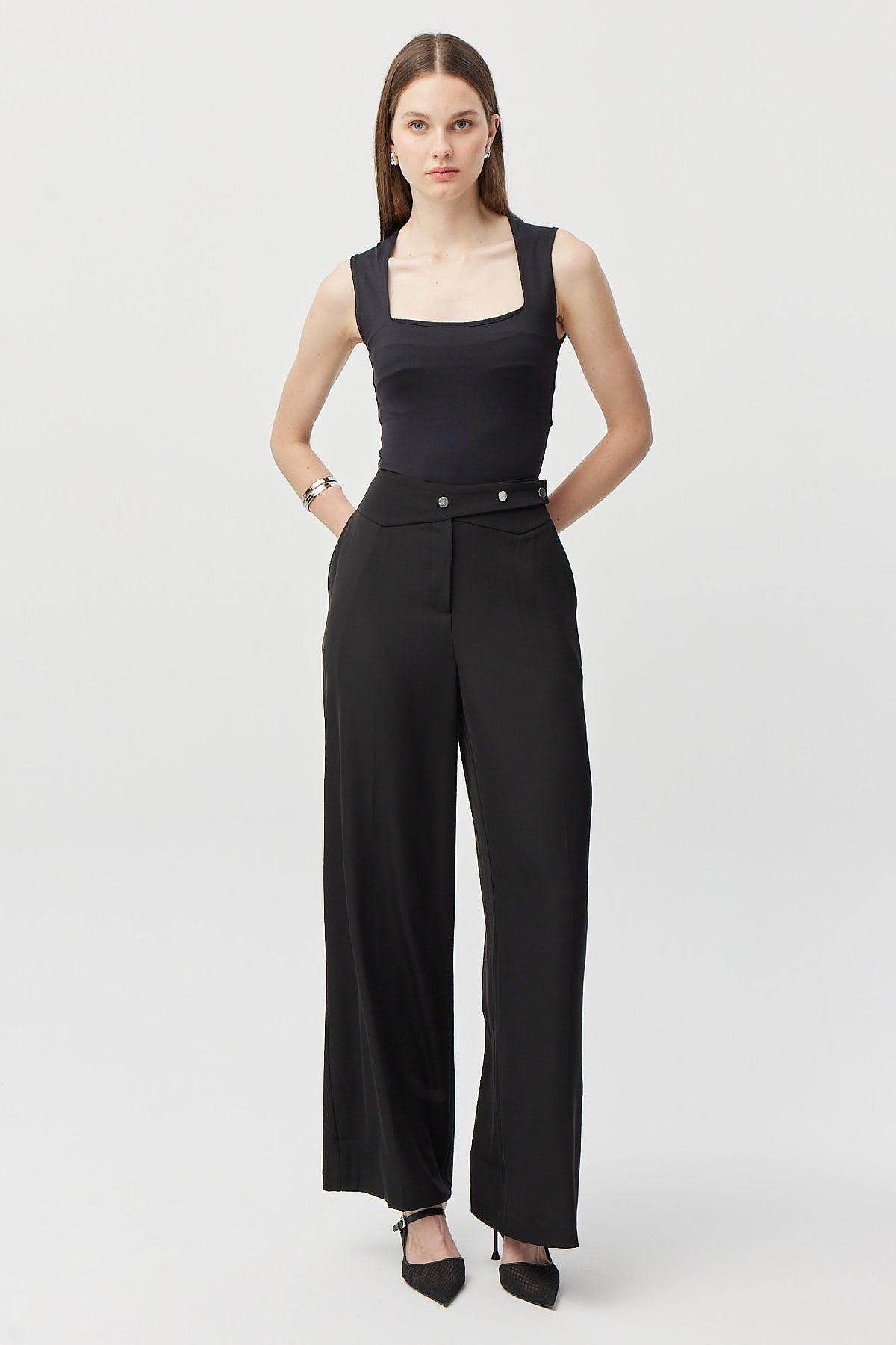 Women's Belt Detailed Wide Leg Trousers