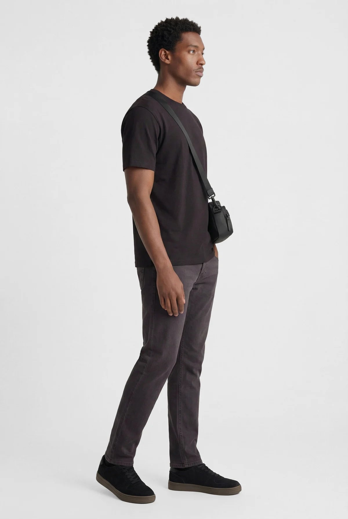 MEN'S REGULAR JEANS