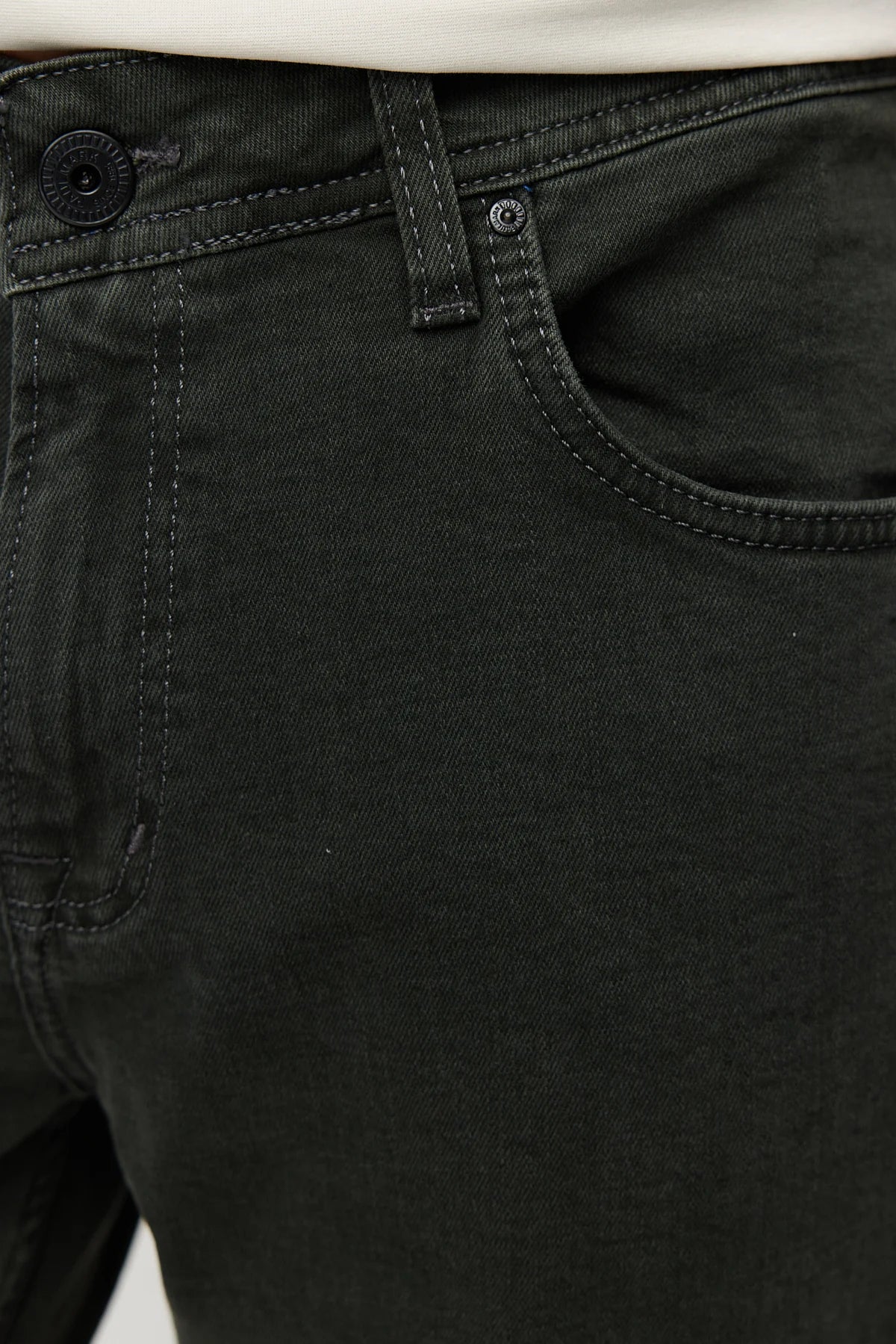 Men's Straight Fit Jeans