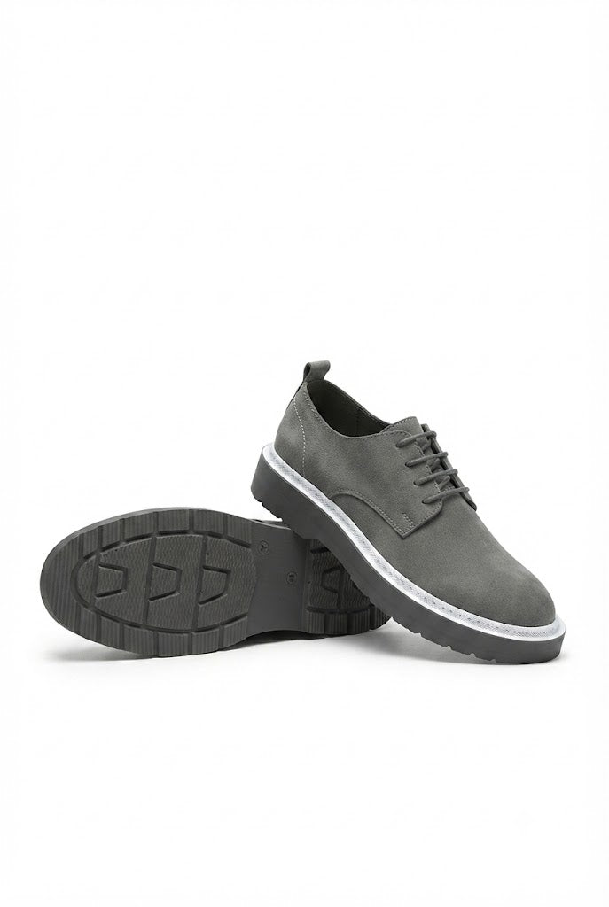 CASUAL SHOES