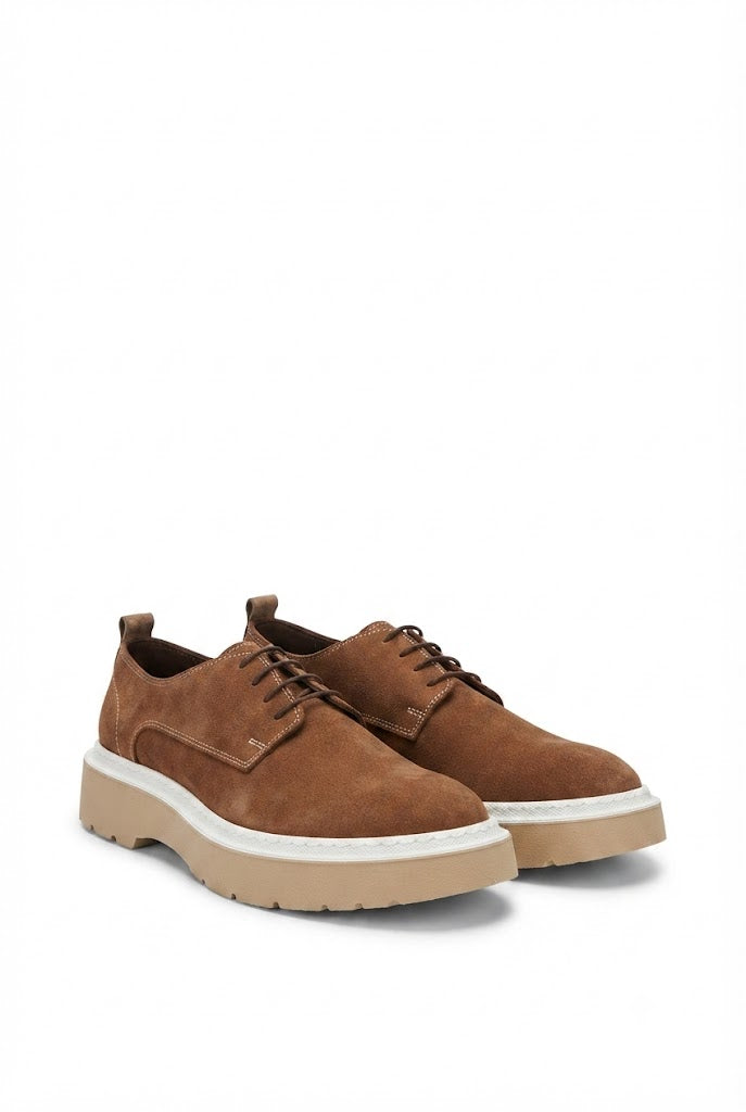 CASUAL SHOES