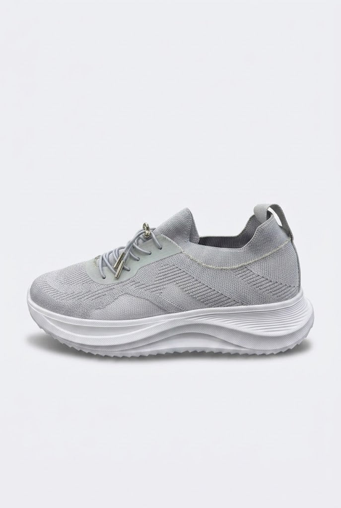 WOMENS SPORT SHOES