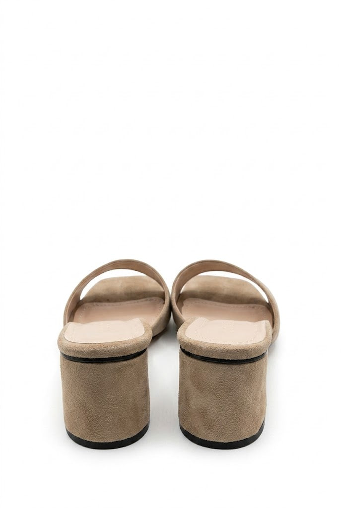 HIGH HEELS