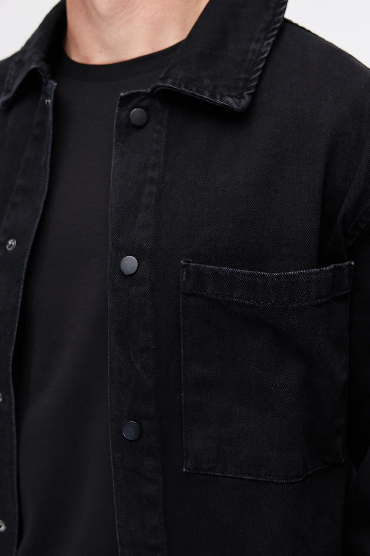 Men's Wide-Fit Denim Jacket with Pockets