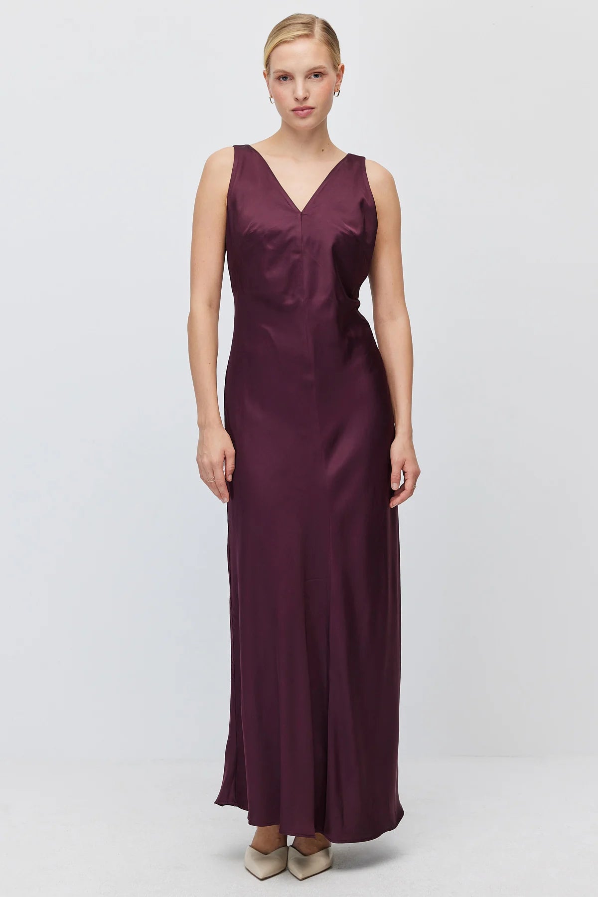 Women's V-Neck Sleeveless Satin Long Dress