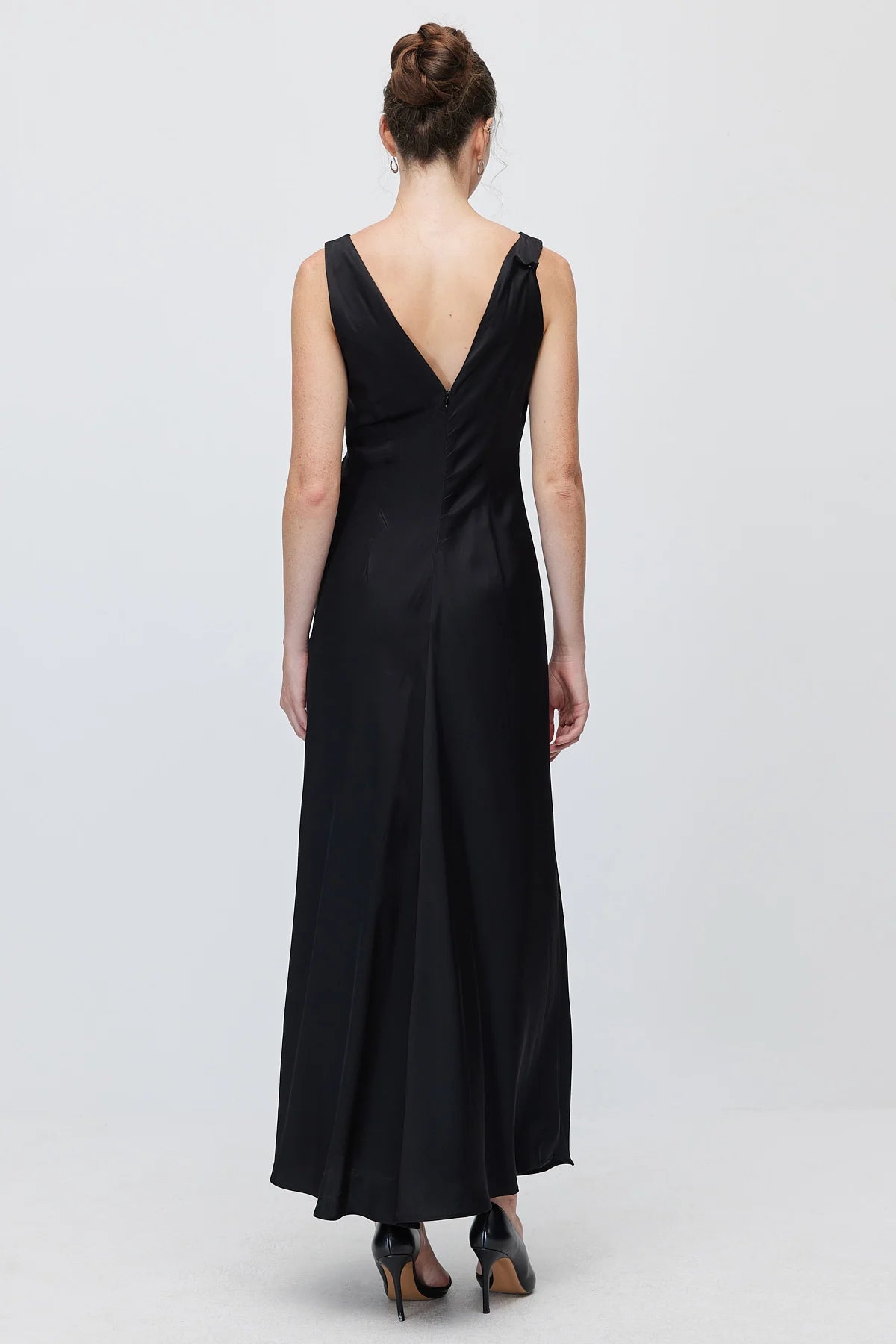 Women's V-Neck Sleeveless Satin Long Dress