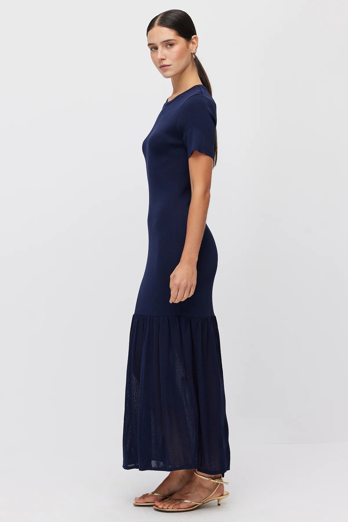 Women's Crew Neck Knit Dress with Ruffled Hem