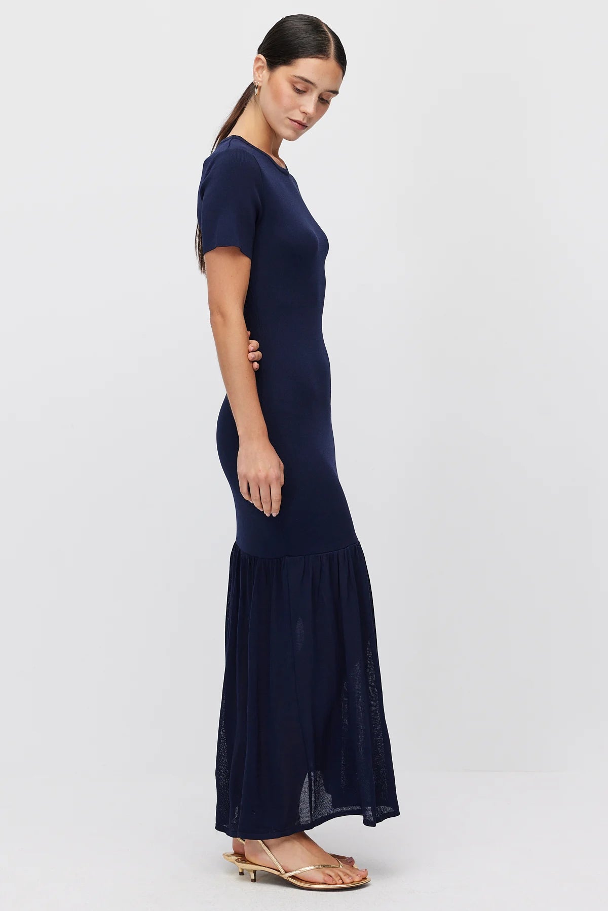 Women's Crew Neck Knit Dress with Ruffled Hem