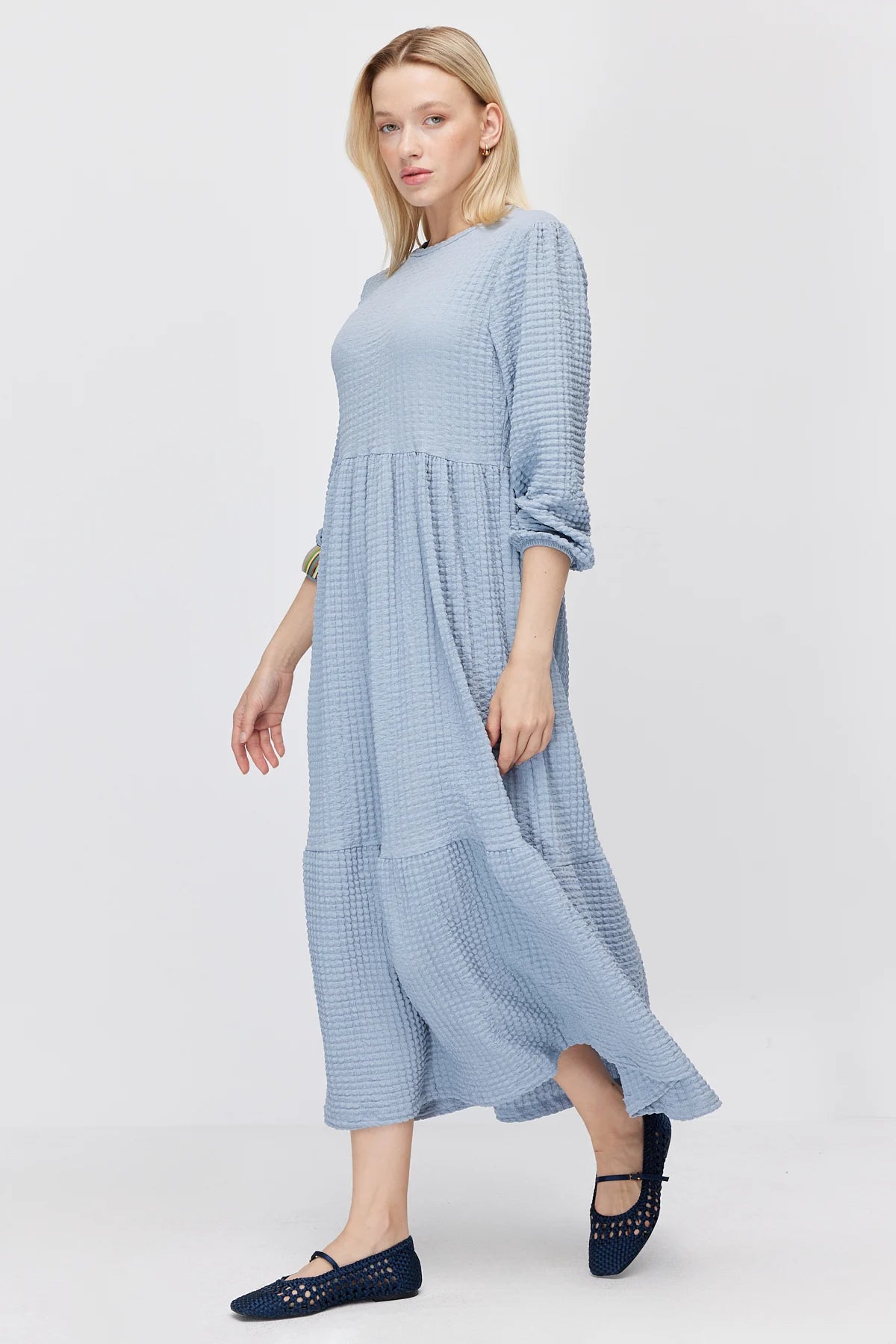 Women's Layered Detail Crew Neck Textured Maxi Dress