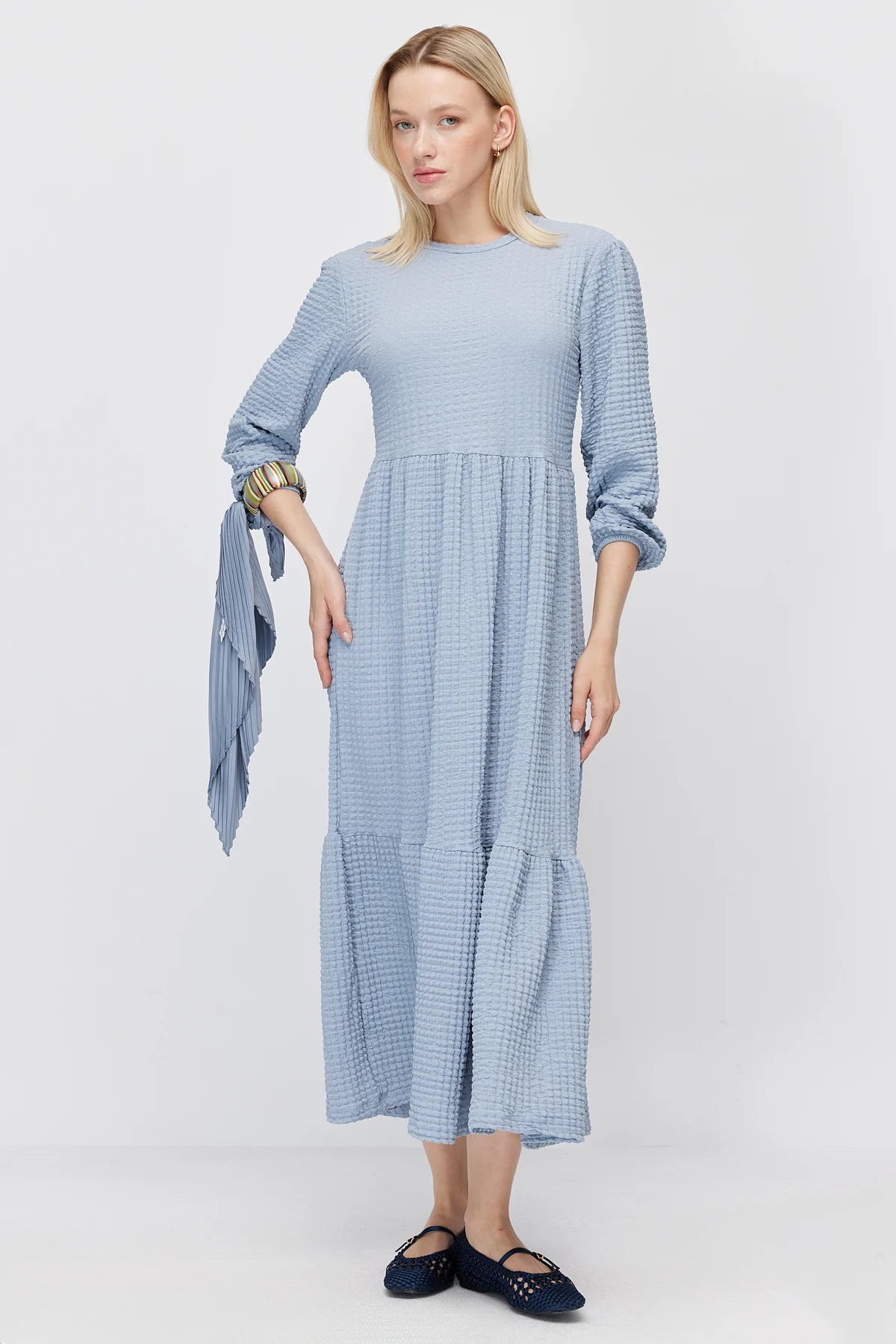Women's Layered Detail Crew Neck Textured Maxi Dress