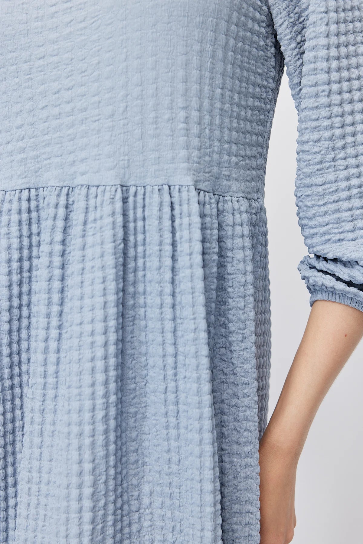 Women's Layered Detail Crew Neck Textured Maxi Dress