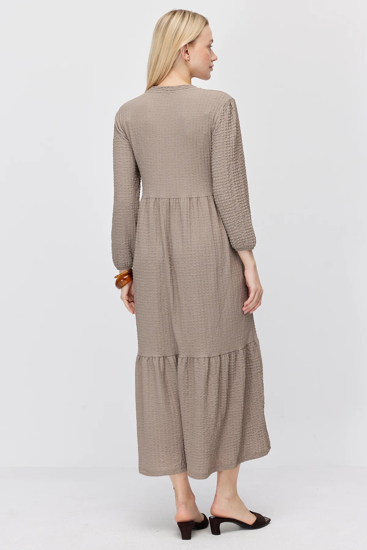 Women's Layered Detail Crew Neck Textured Maxi Dress