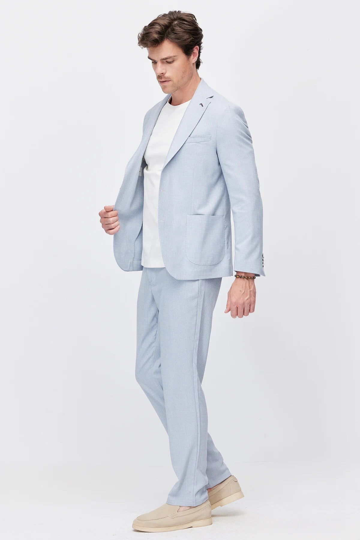 بدلة رجالية بياقة أحادية
