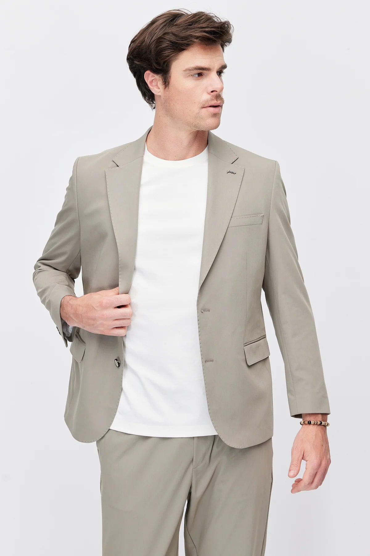Men's Classic Fit Jacket