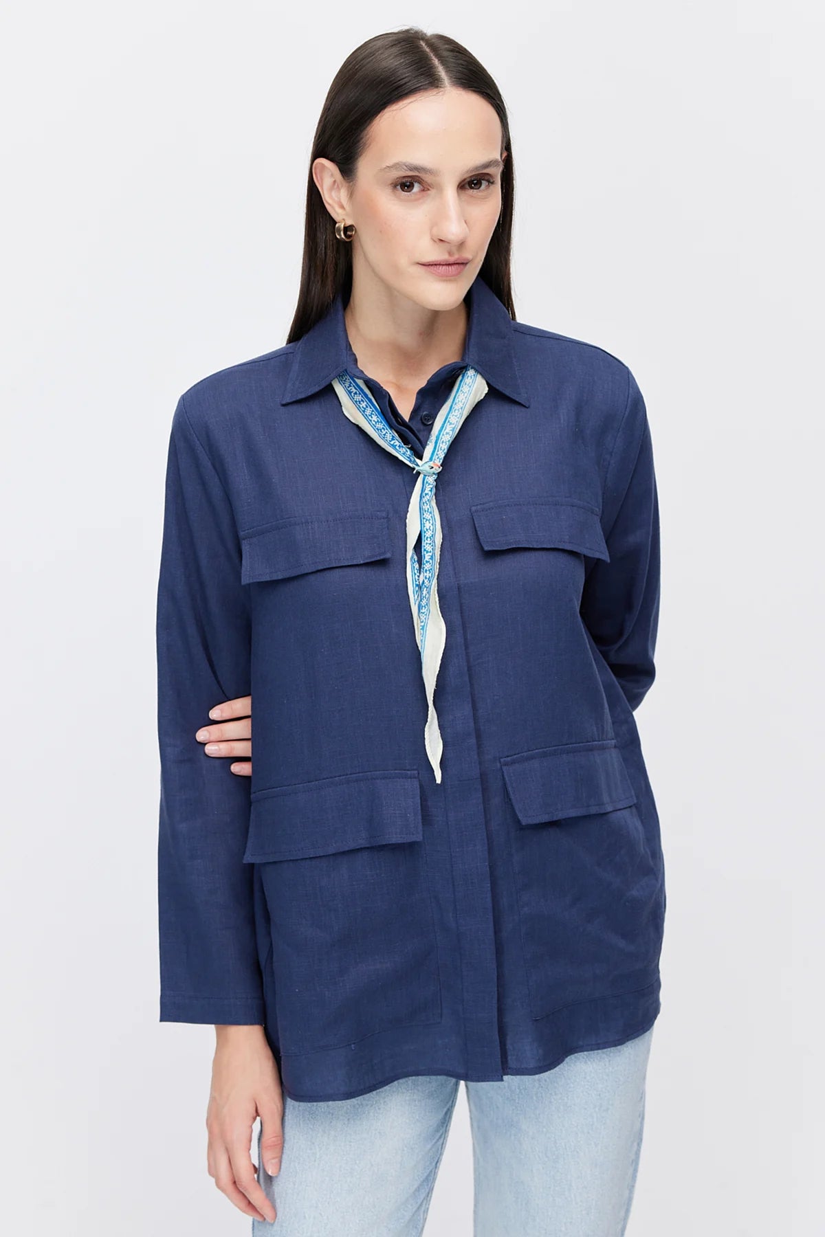 Women's Four-Pocket Linen Blend Shirt