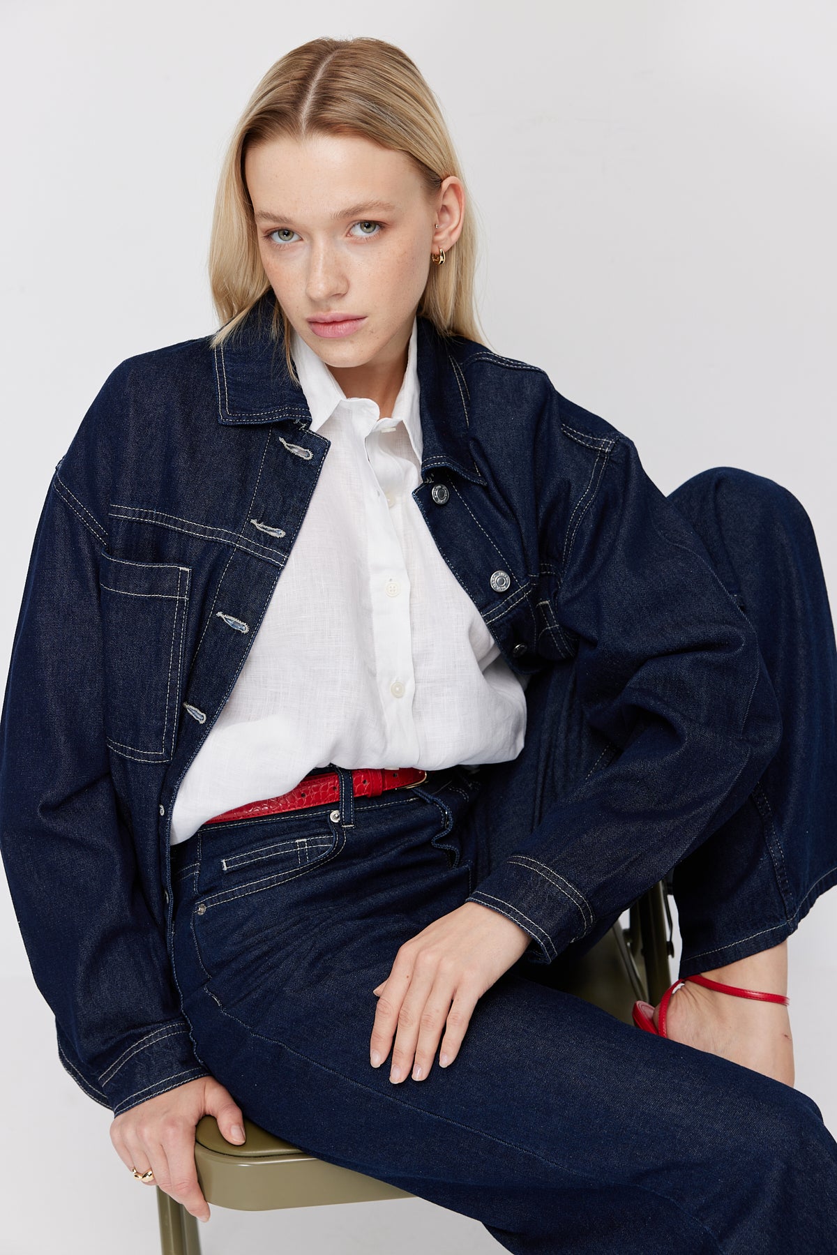 Women's Classic Collar Oversize Denim Jacket with Contrast Stitching