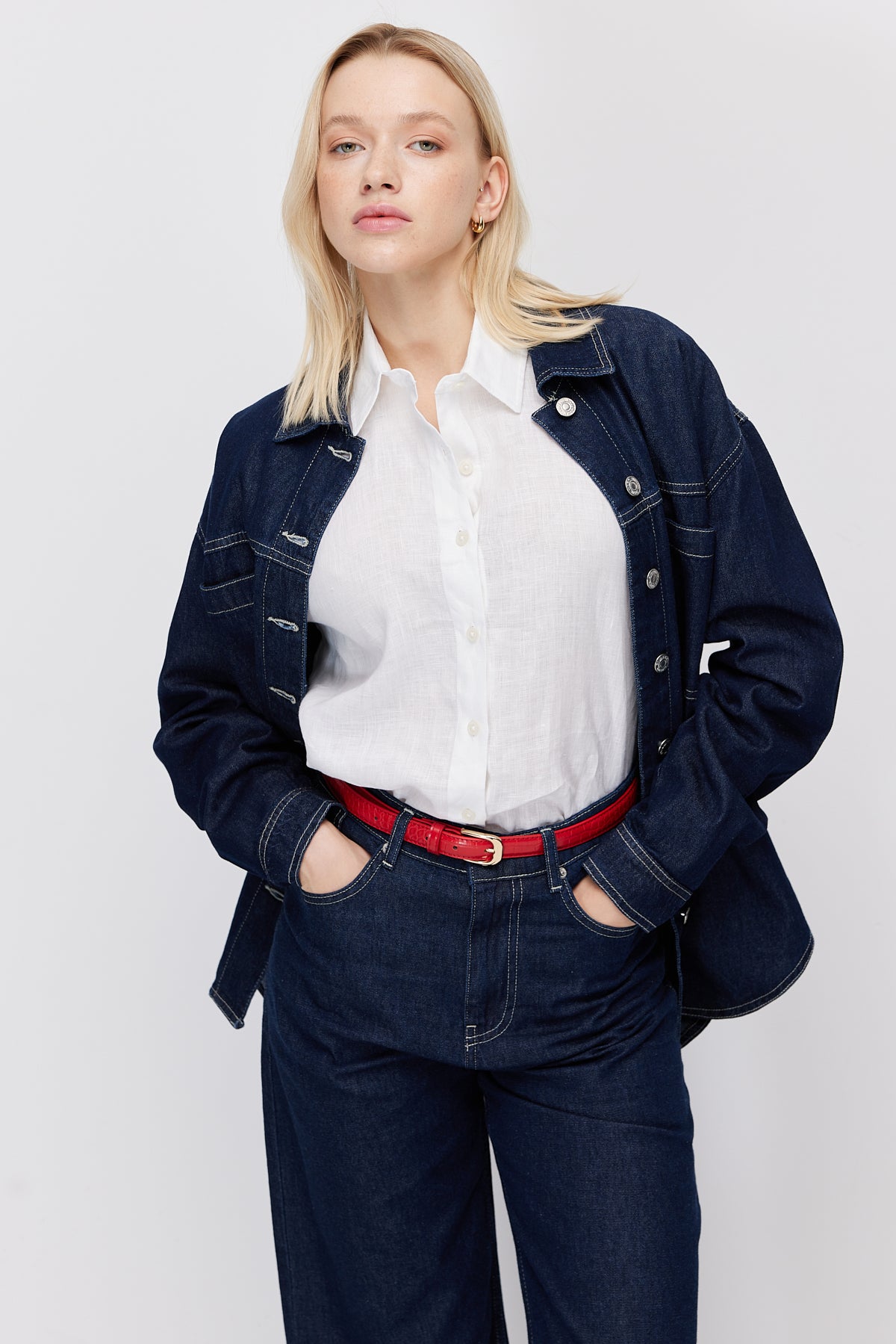 Women's Classic Collar Oversize Denim Jacket with Contrast Stitching