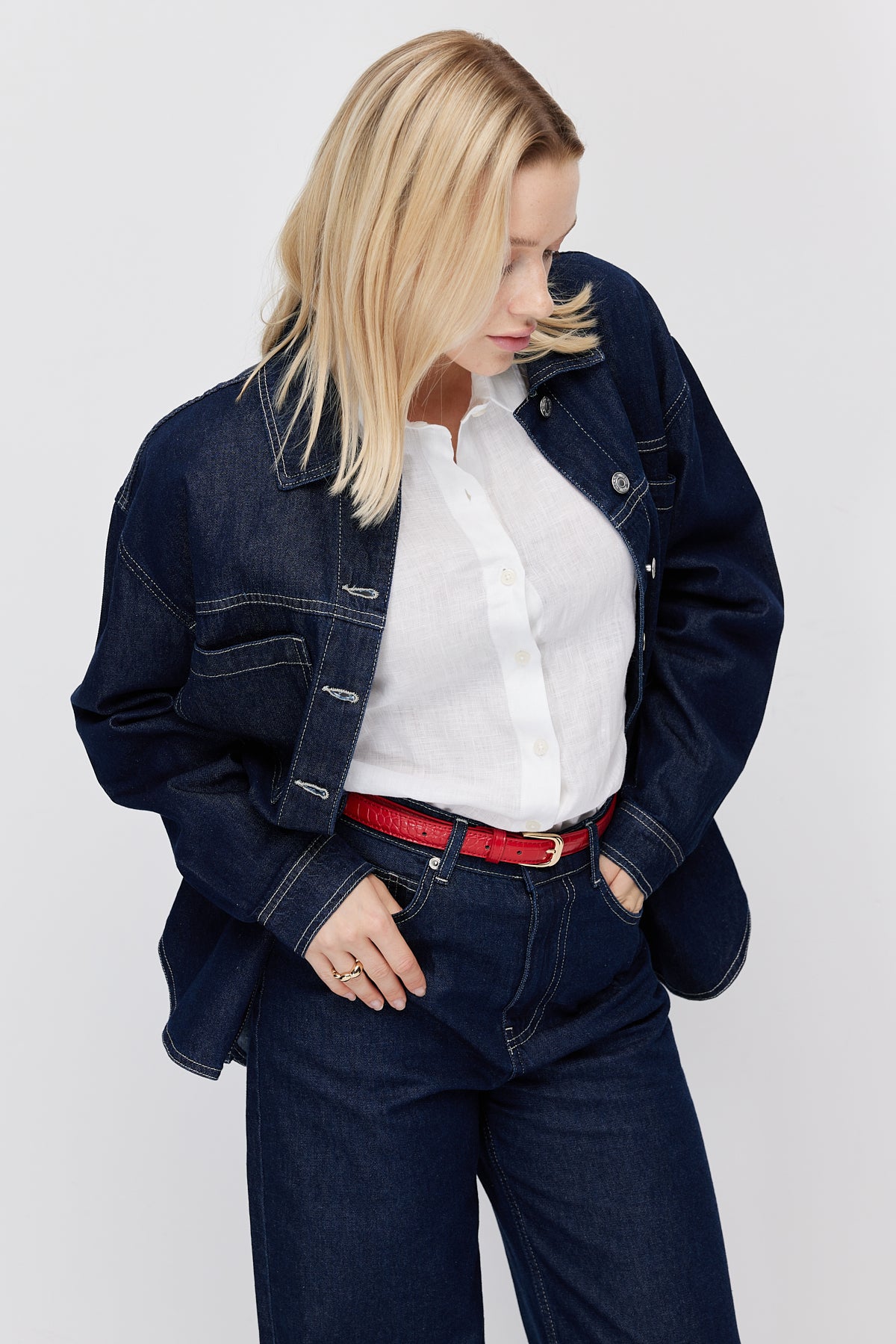 Women's Classic Collar Oversize Denim Jacket with Contrast Stitching