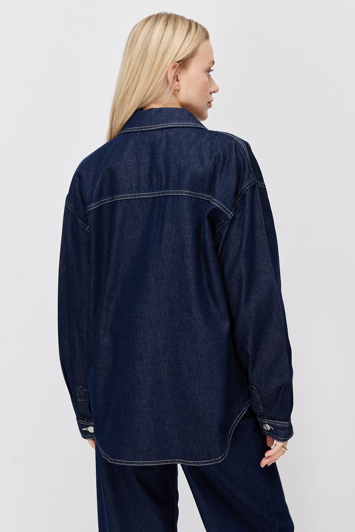 Women's Classic Collar Oversize Denim Jacket with Contrast Stitching