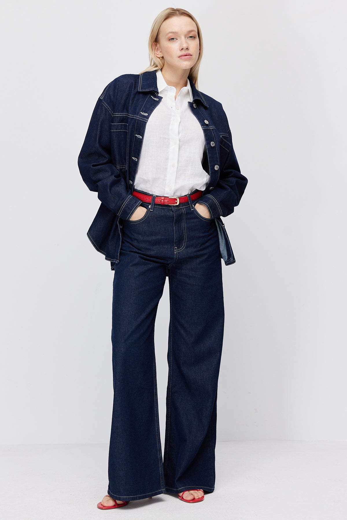 Women's Classic Collar Oversize Denim Jacket with Contrast Stitching