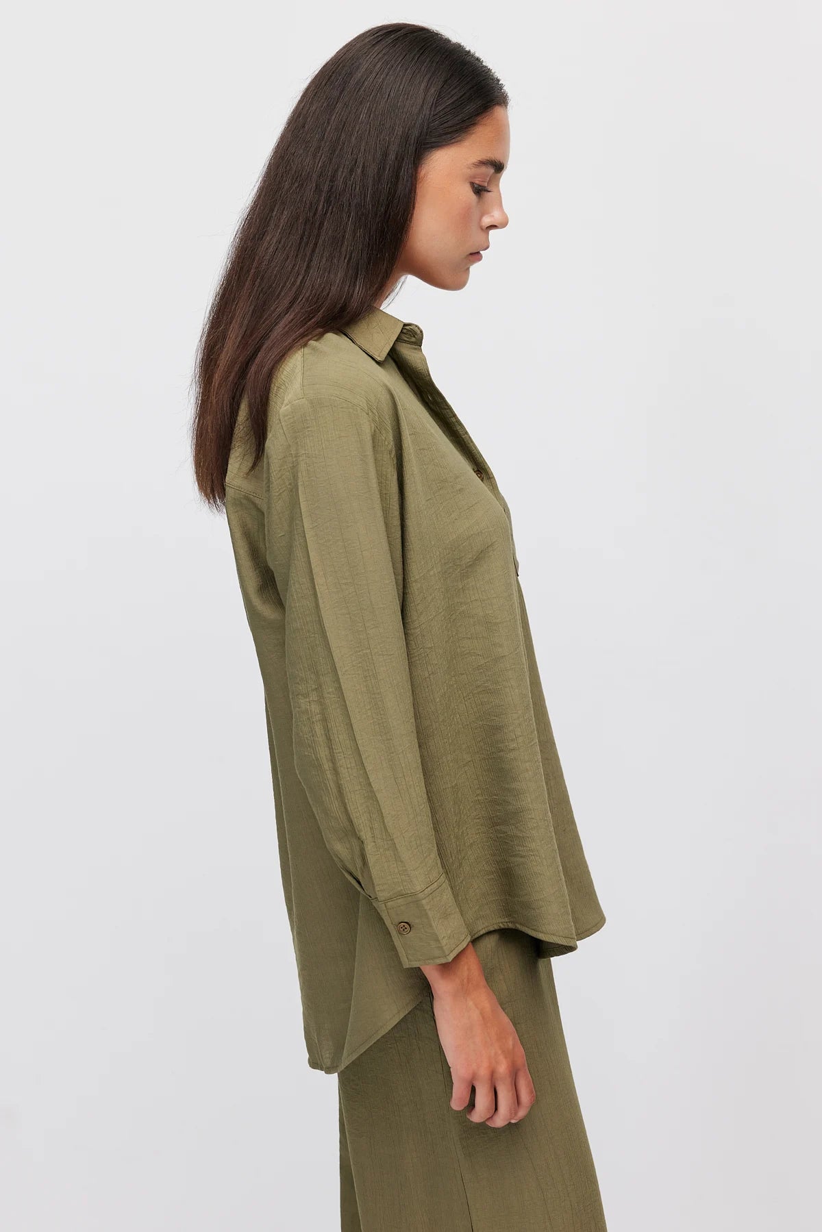 Women's Oversize Pocket Shirt