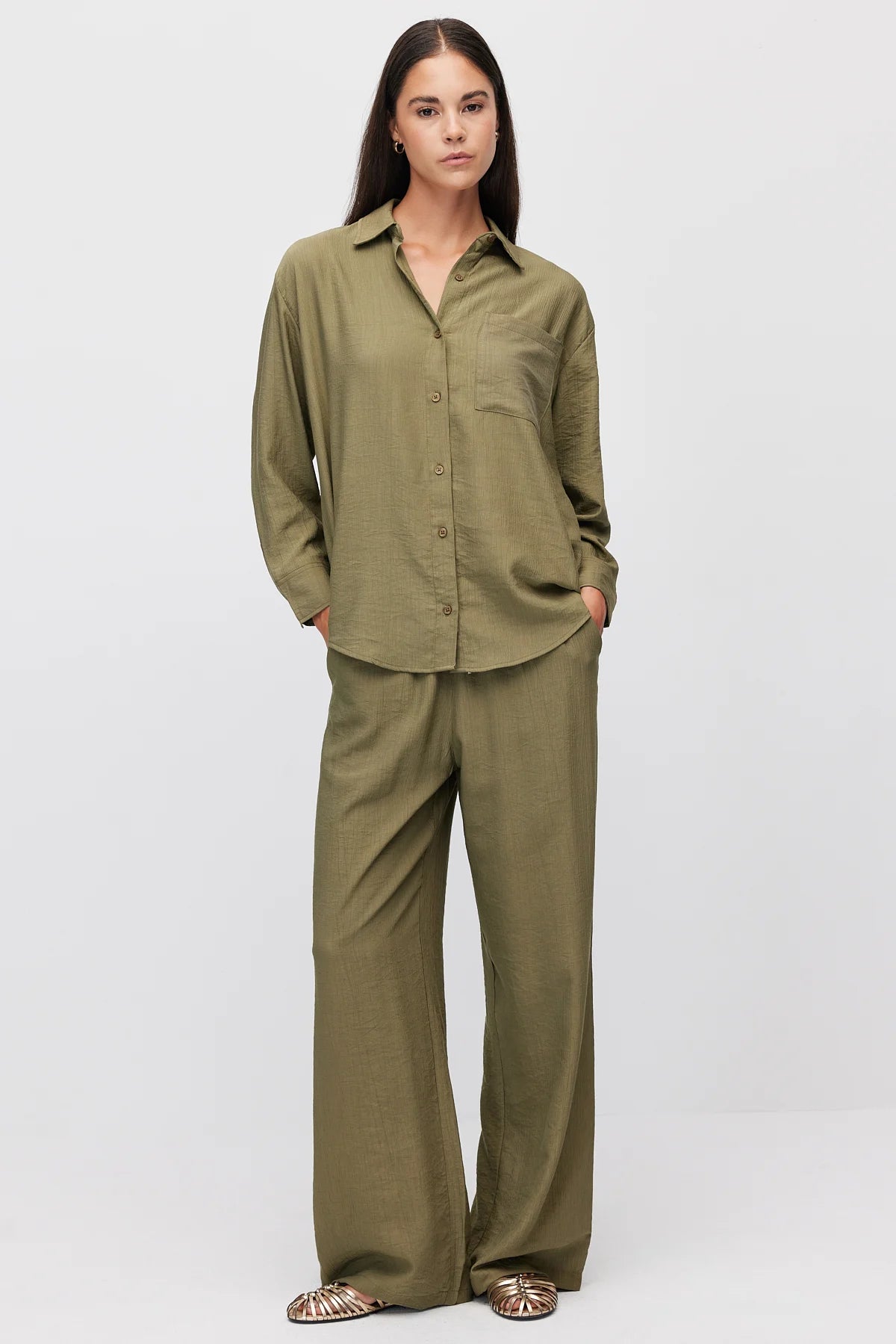 Women's Oversize Pocket Shirt